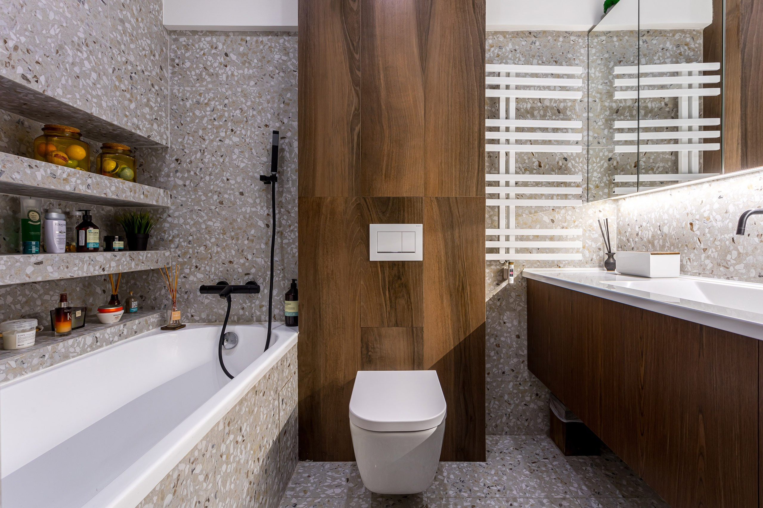 Photography with designers. Interior photographer Vitalii in Portland and Vancouver