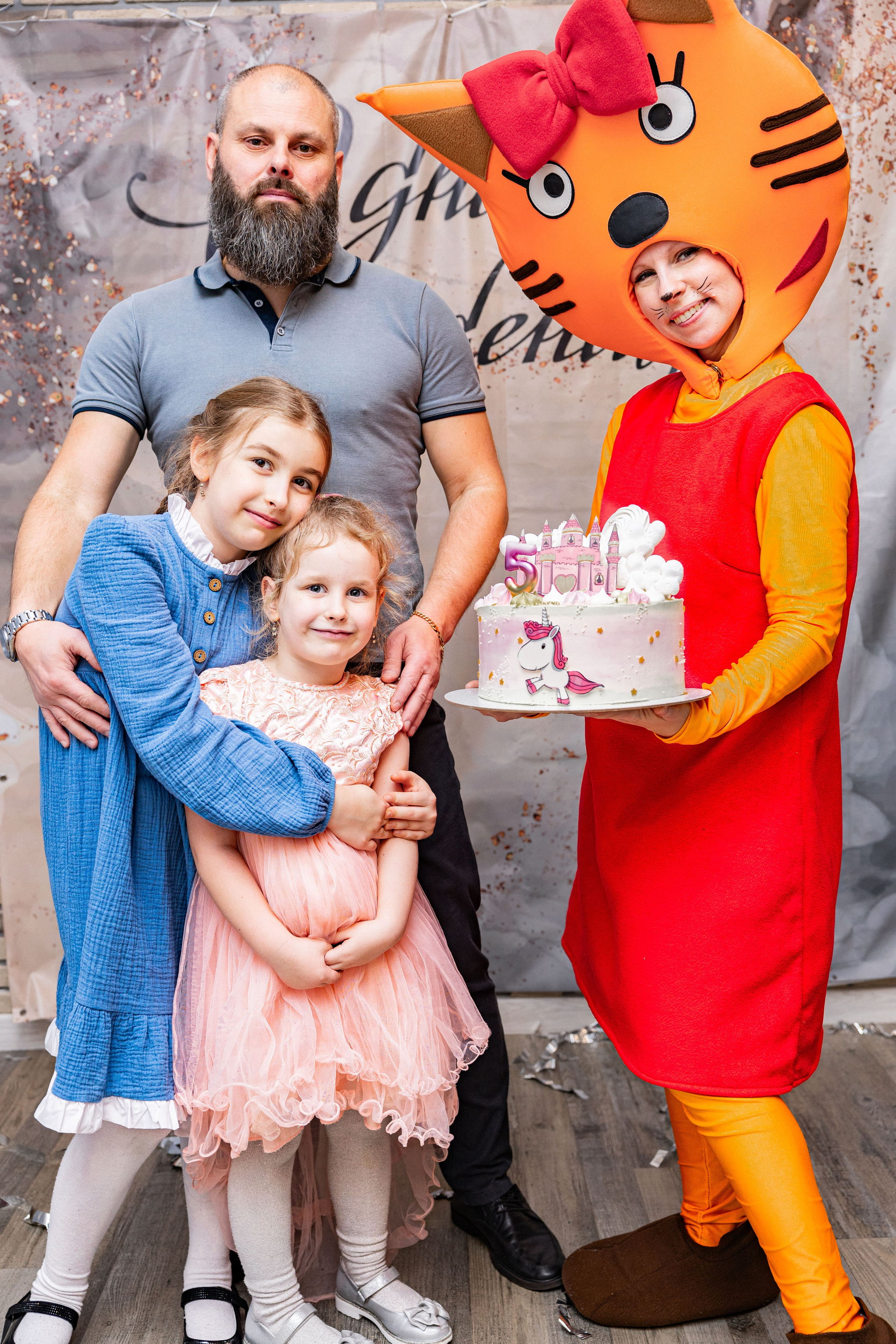 Happy Team. Фотограф/видеограф в Санкт-Петербурге Динара Гольдина