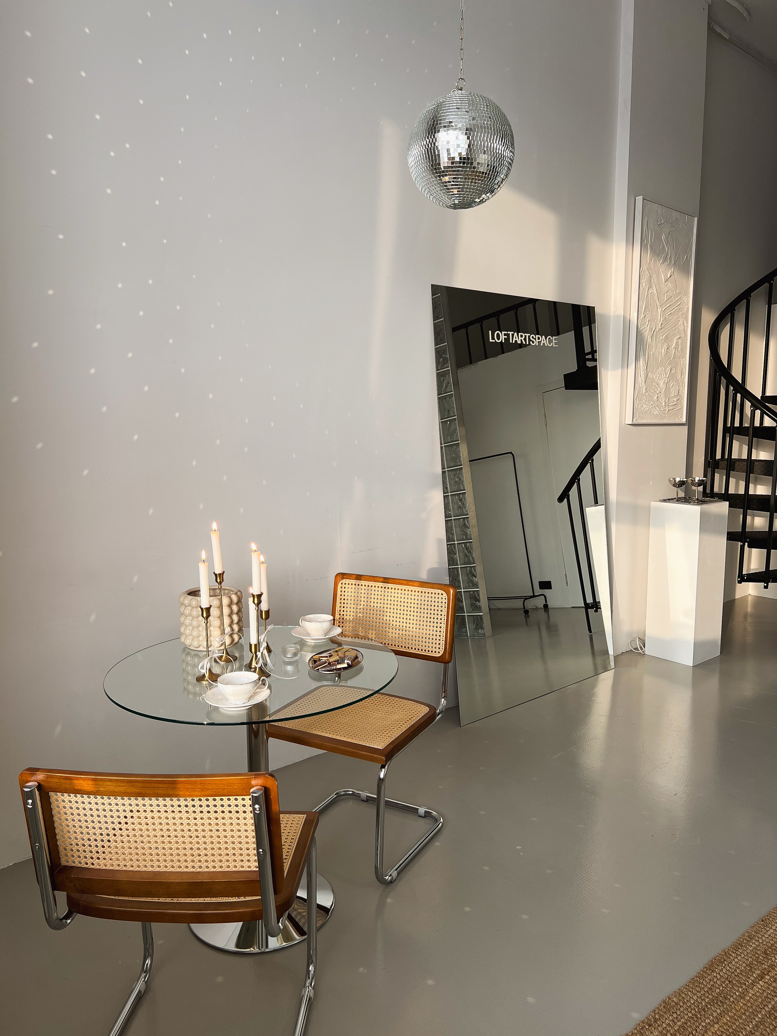 Фотографии актуальных локаций. Фотостудия в Балашихе Железнодорожный  — почасовая аренда, бронь онлайн