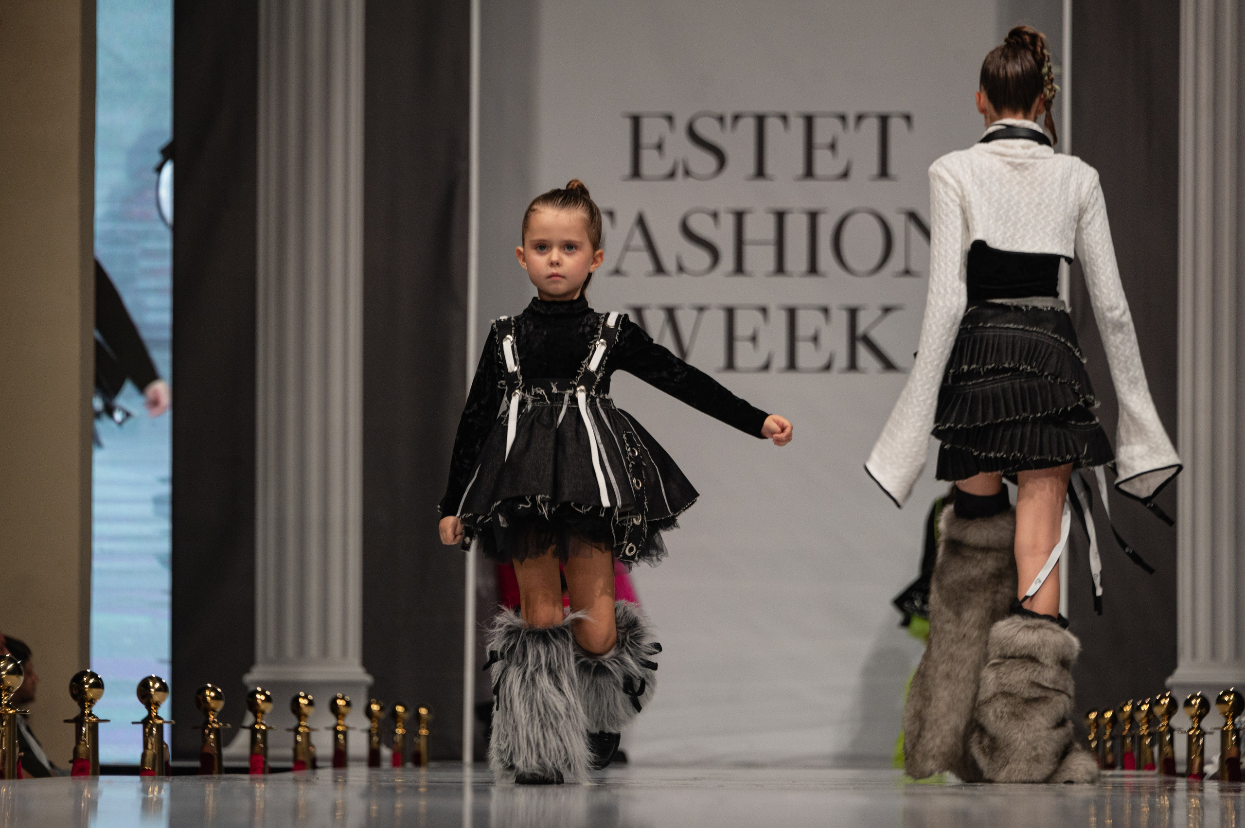 Estet Fashion Week-2023. Фотограф Роман Адлер
