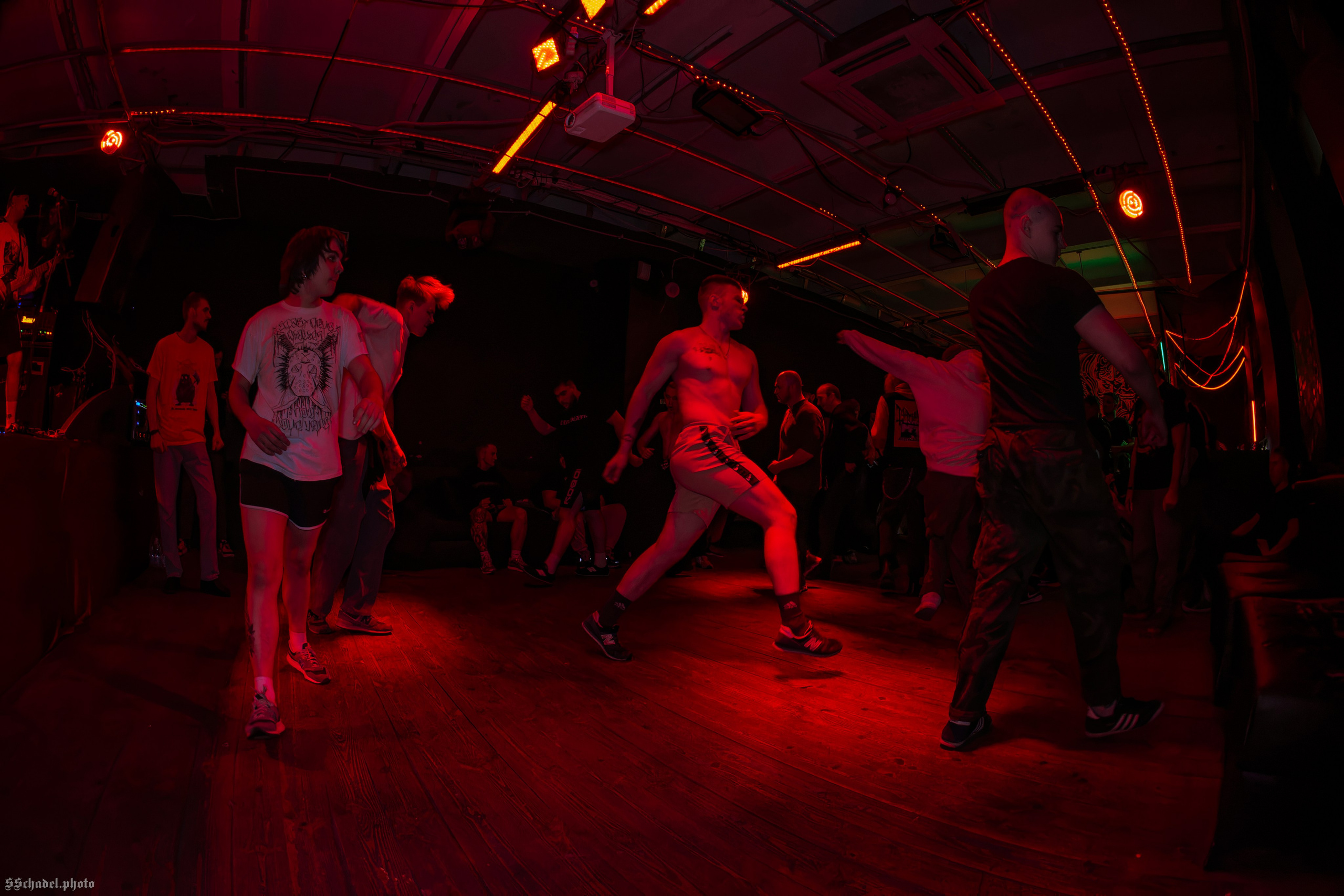 Mayday Massacre: Hardcore vs Death Metal // мошпит 02.05.2025. We will make everything metal!