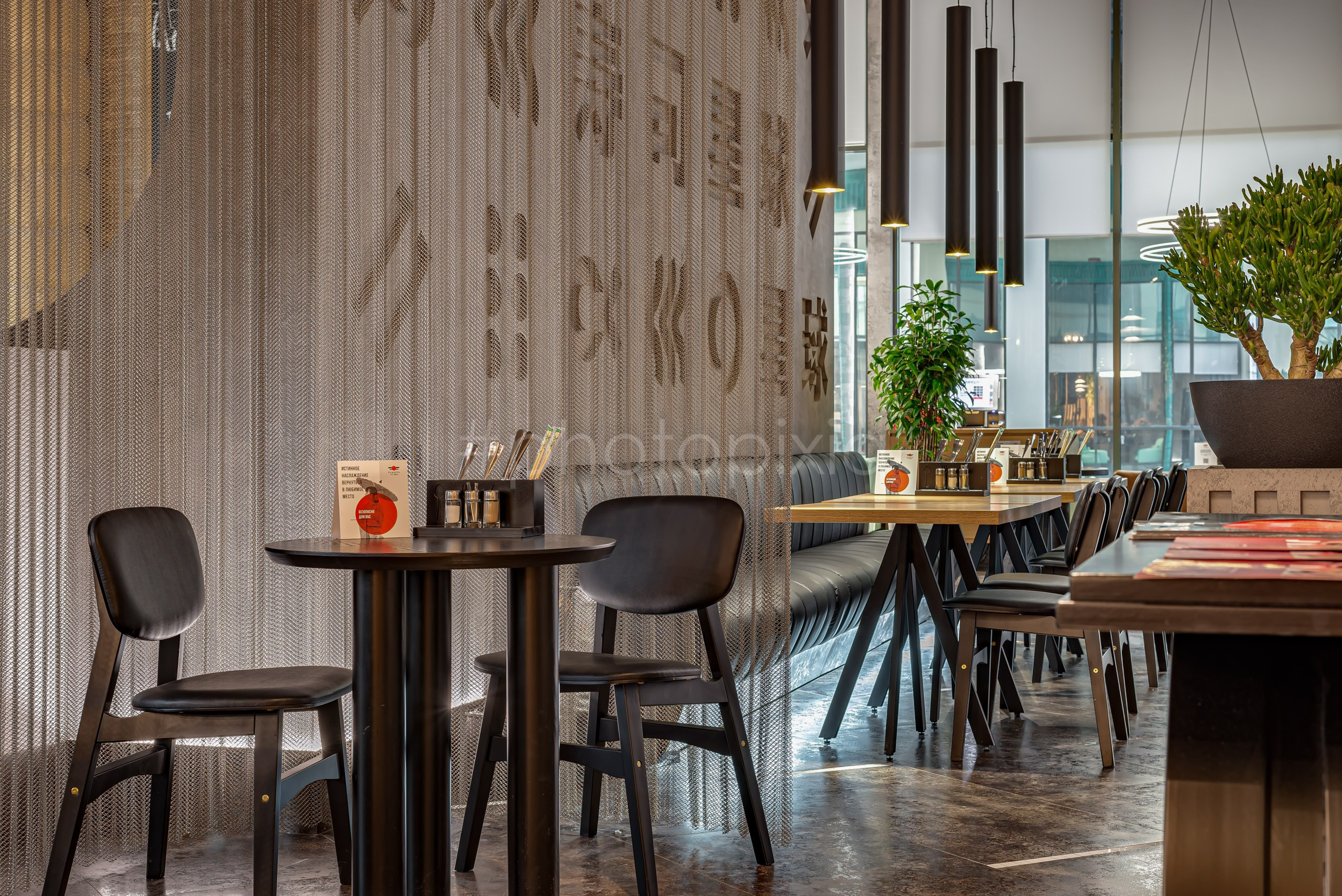 Фотосъёмка ресторанов IL Патио и Планета Суши. Интерьерная съёмка и виртуальные туры — Интерьерный фотограф Кузнецов Сергей (photopixiq)
