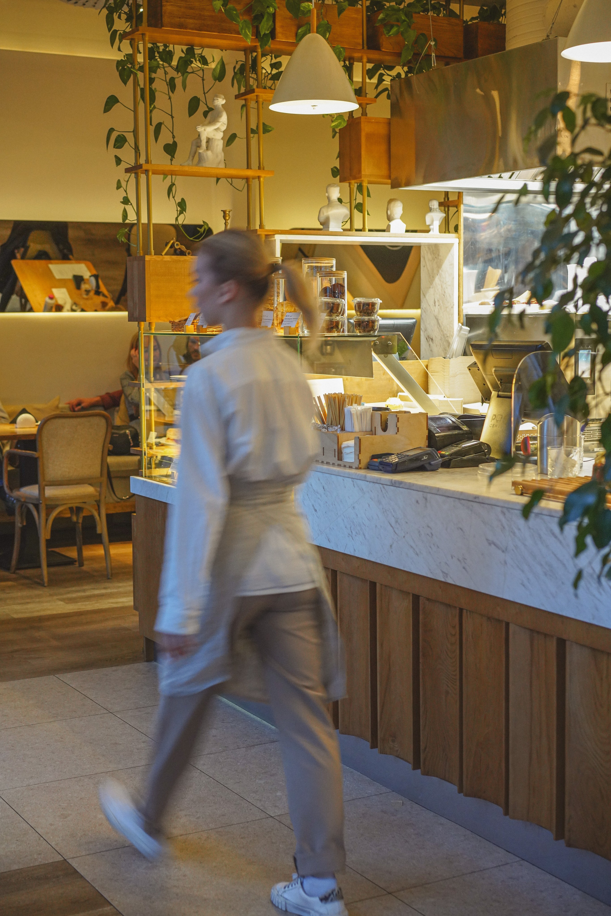 «Остановка Театр». Контент-фотограф Калининград АНАСТАСИЯ ТКАЧЕВА