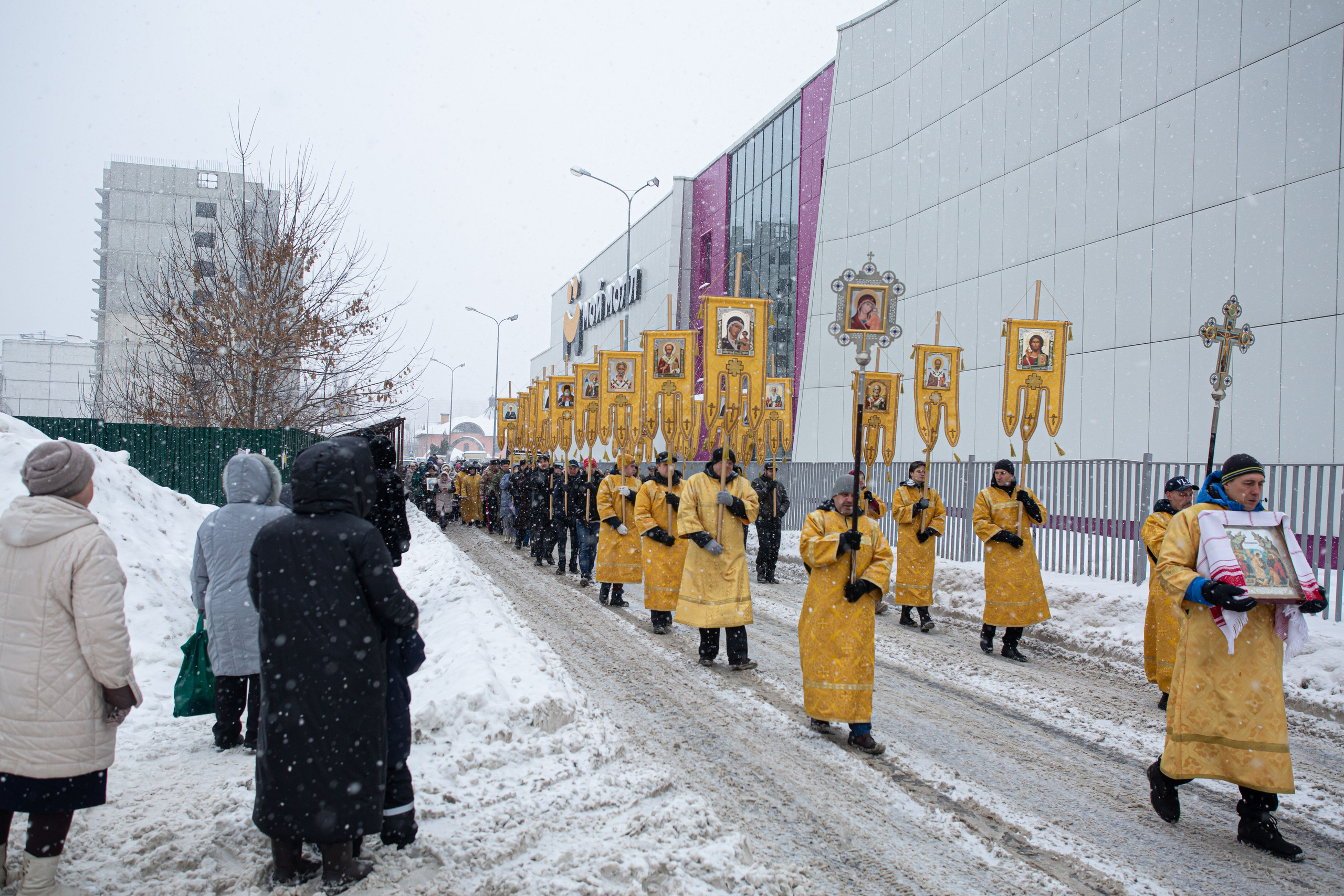 Крестный ход по д. Островцы Раменского городского округа. Семейный и детский фотограф Анна Петракова