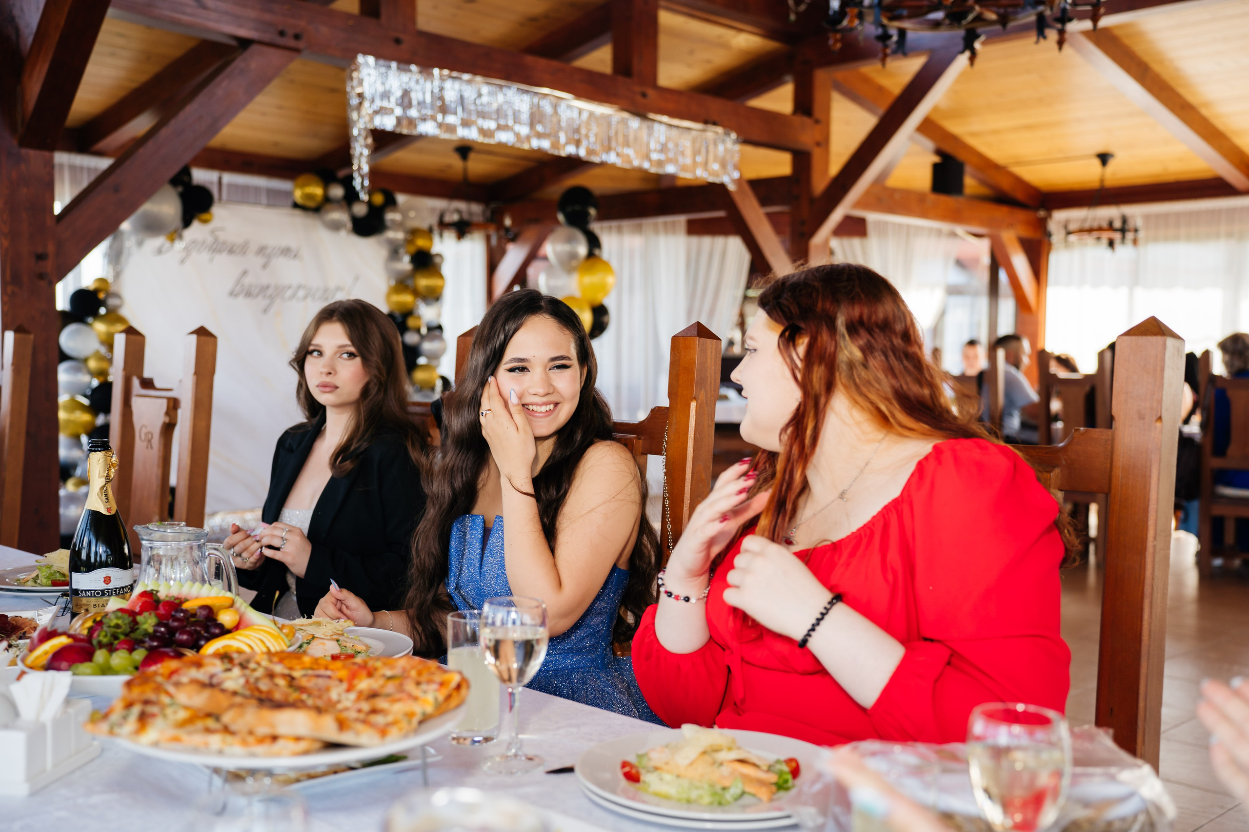 Выпускной. Видеограф и Фотограф в Челябинске Ксения и Владимир Рюмины