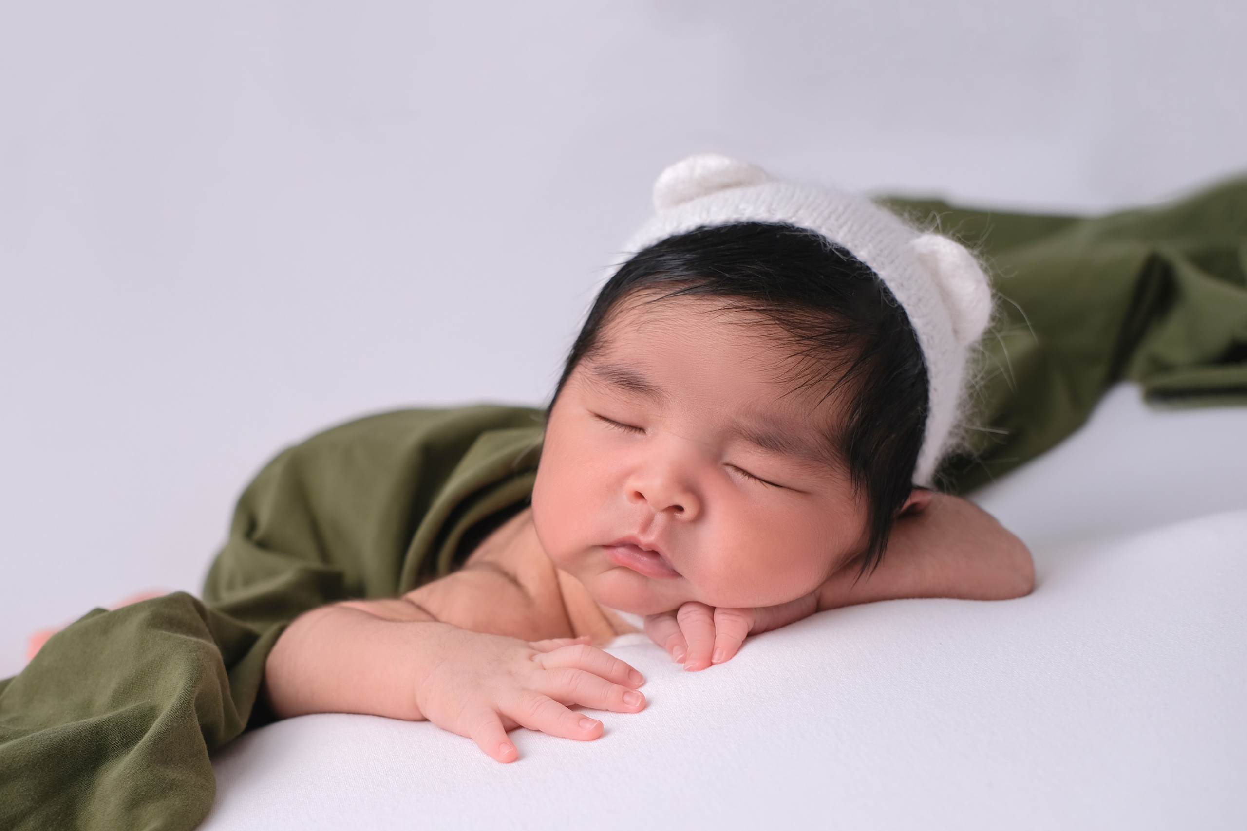 Newborn фотосессия в Караганде.