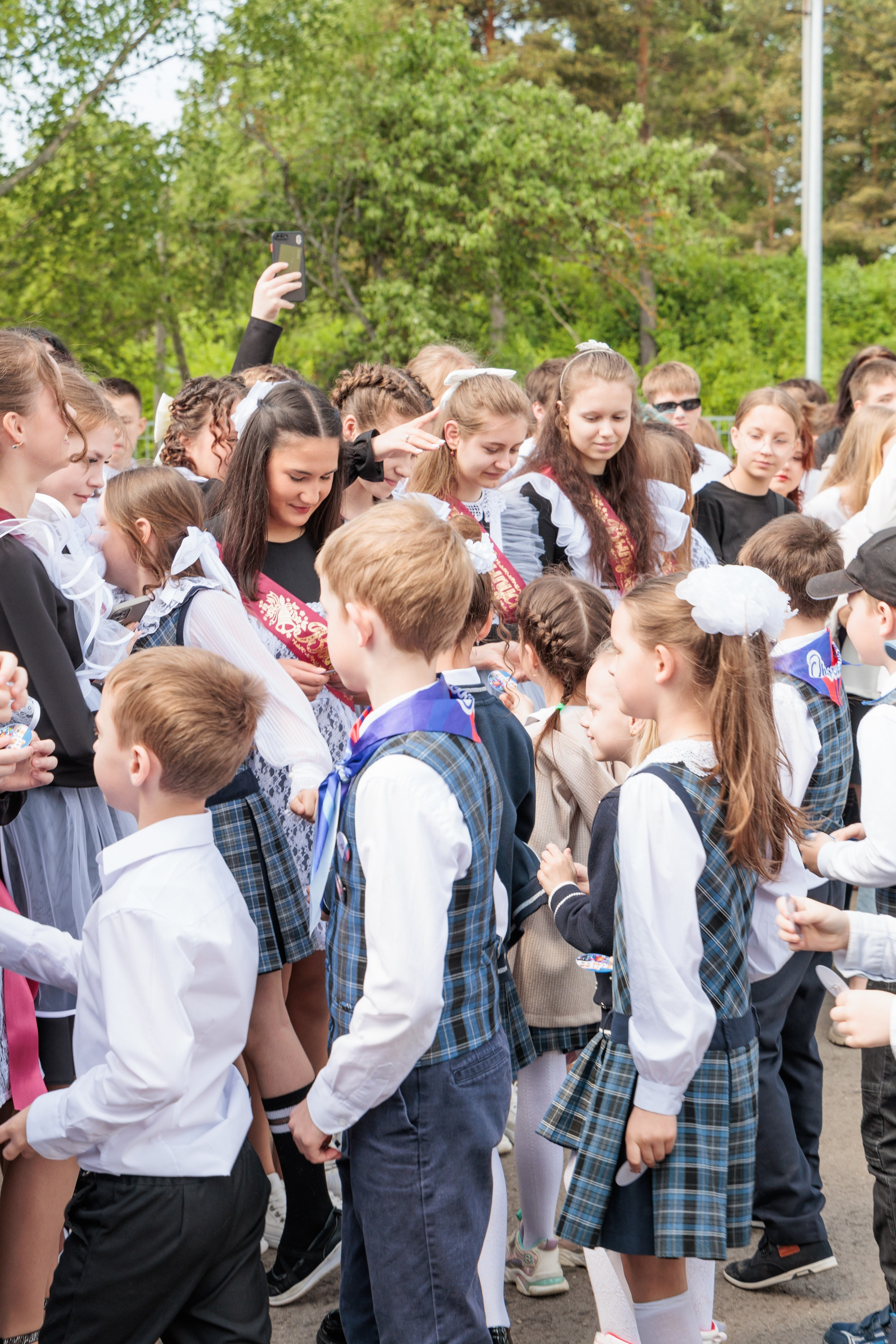 Последний звонок 2025 — фото 9 класса, школьный альбом, выпускной. Фотограф Нижний Новгород Мария Китаева