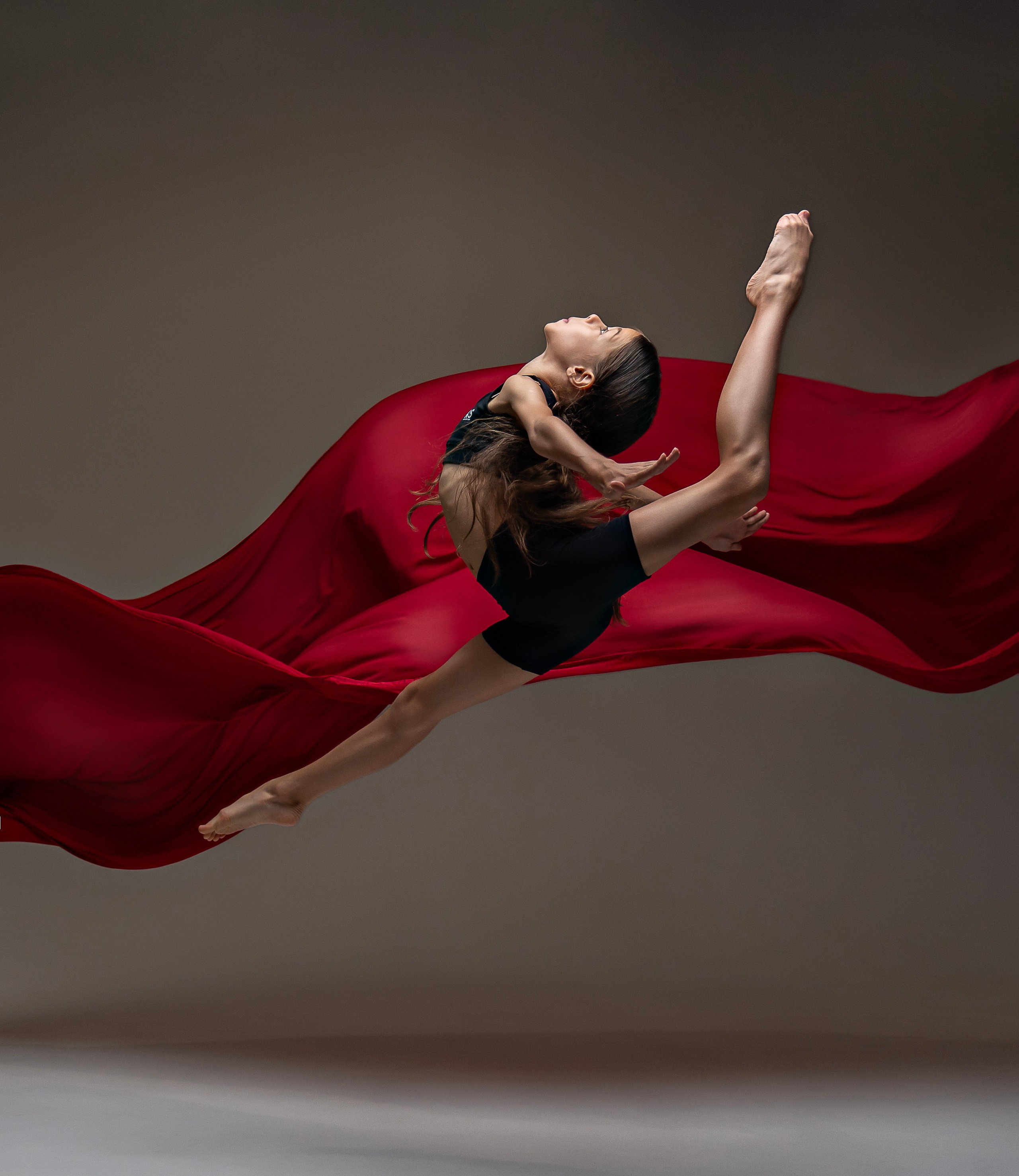 Фотопроект с тканью. Профессиональный фотограф в Москве Марина Григорьева