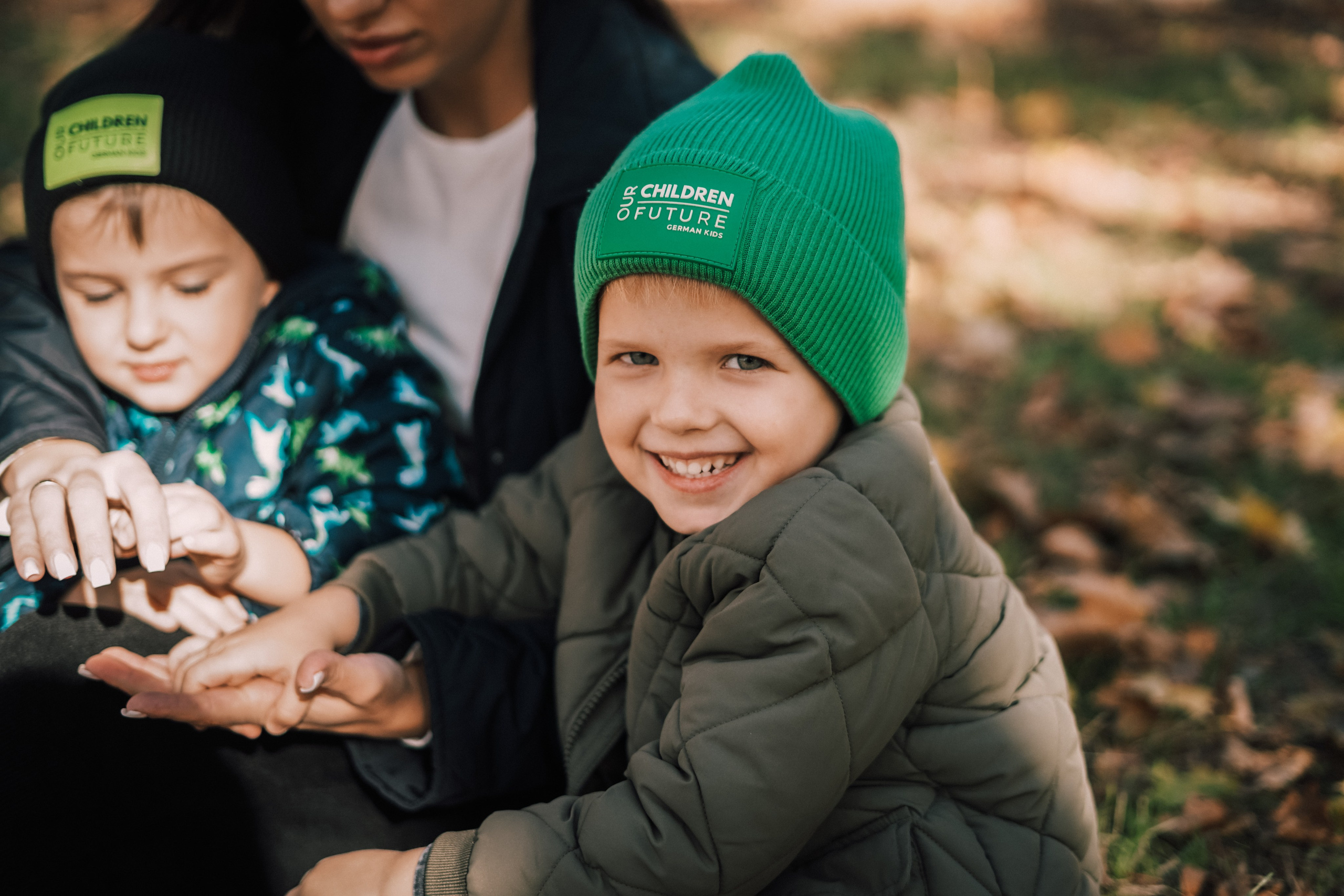 Мама и сыновья. Портретный и семейный фотограф в Мариуполе, РФ. Даша Жогло