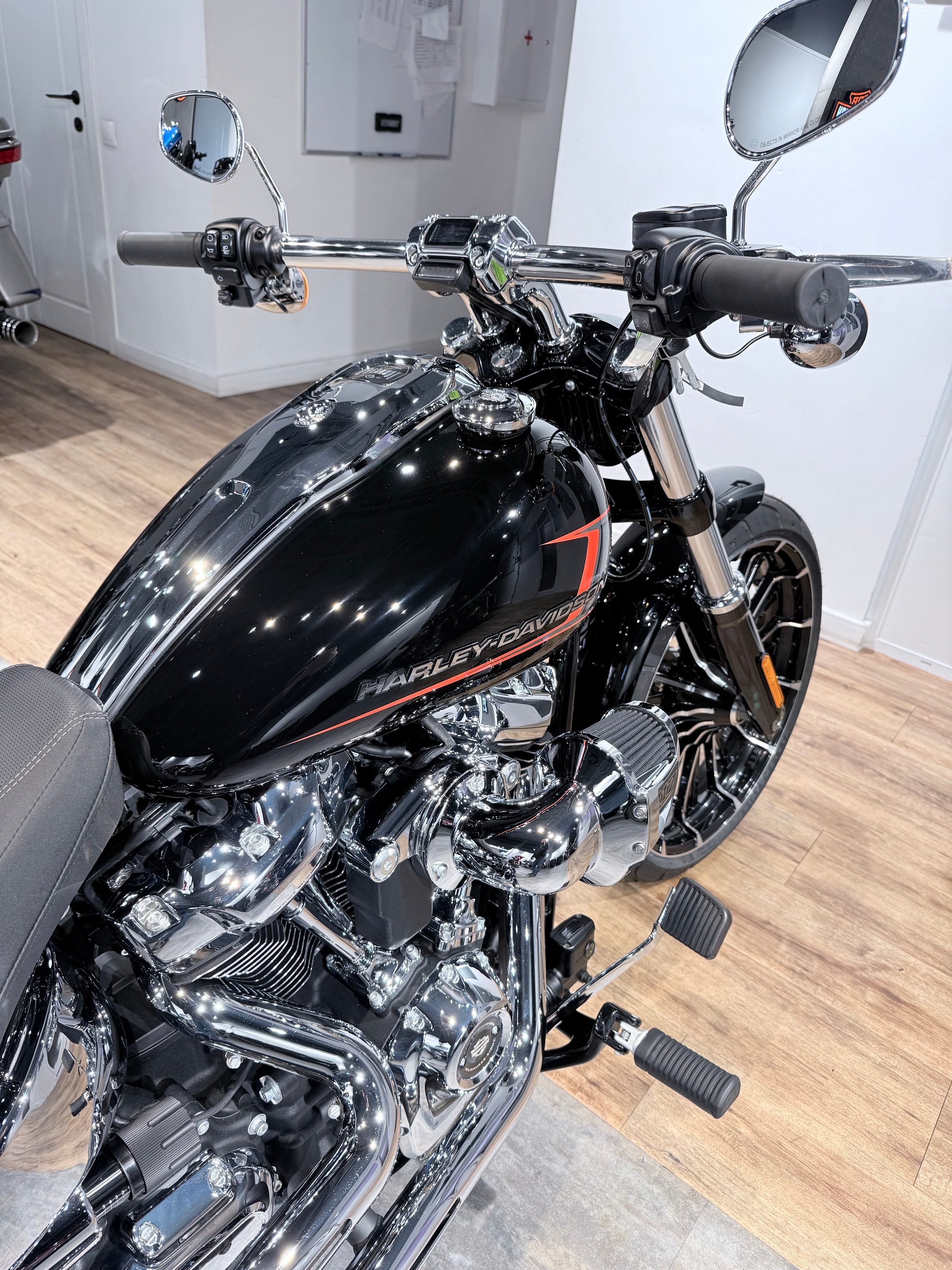 2025 Breakout 117 Black NEW. Hello Davidson, Москва. Только хорошие мотоциклы…