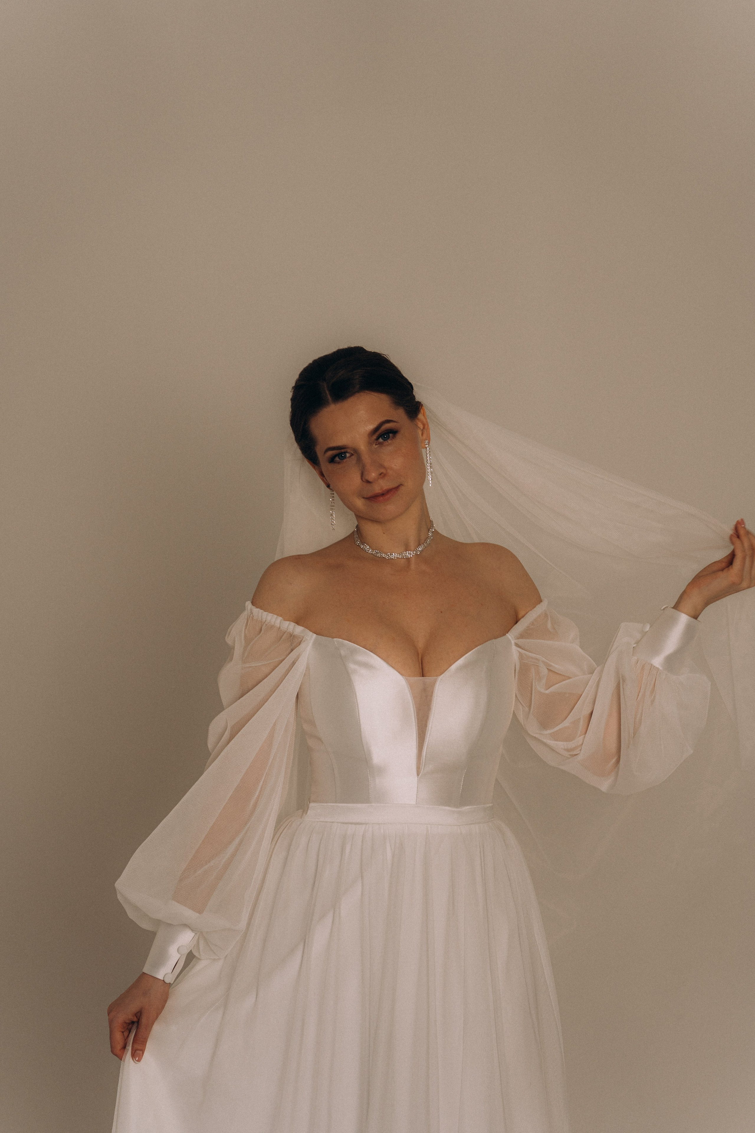 СВАДЕБНАЯ СЬЕМКА ВО ВТОРОМ ДВОРЦЕ (ДЕКАБРЬ) ТАКЖЕ СЬЕМКА В СТУДИИ НА ЧЕРНЫШЕВСКОЙ. Профессиональный фотограф, Санкт-Петербург — Виктория Богомолова