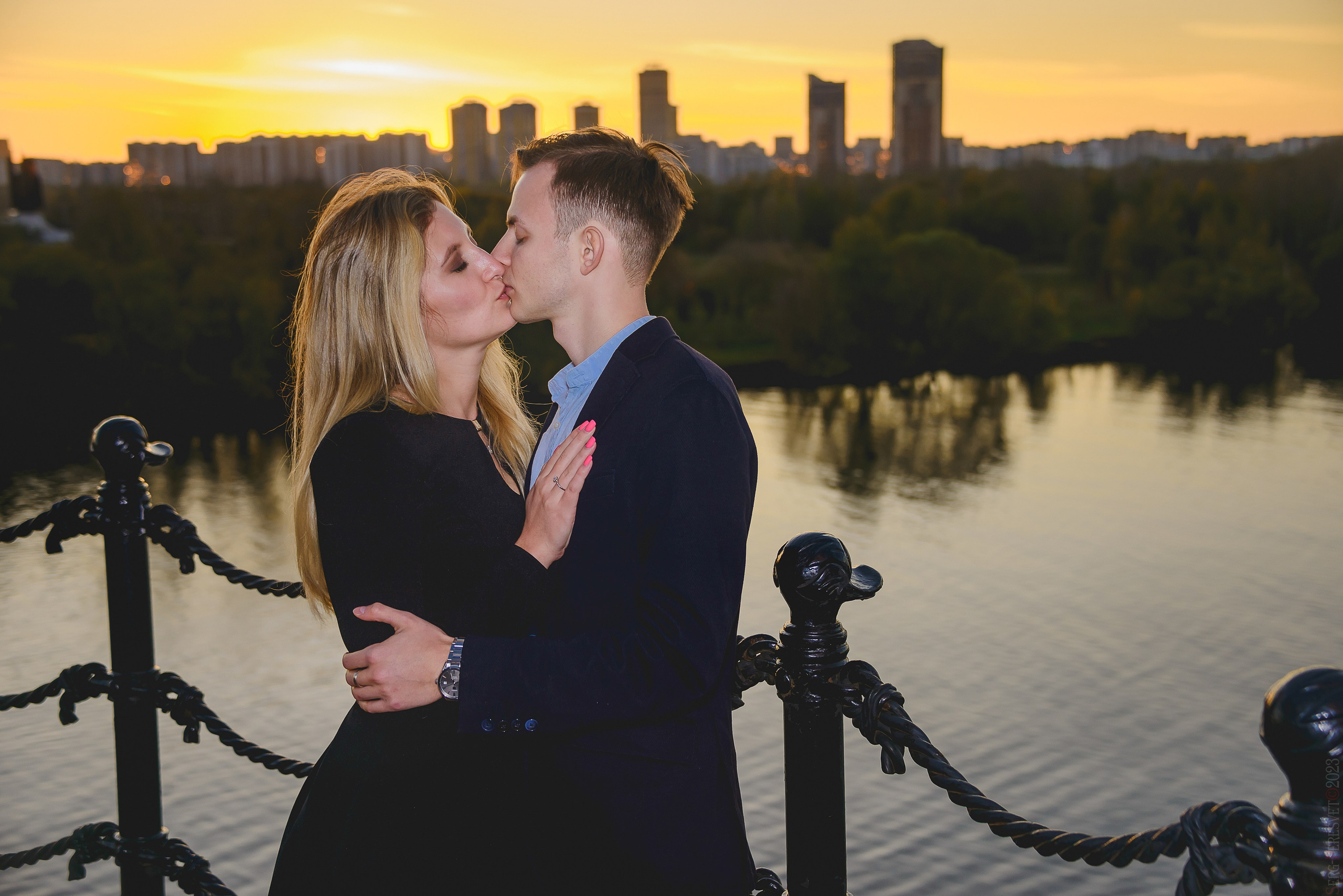 Фотосессия лав стори (love story) в Москве - Сергей Пересвет. Ваш фотограф на праздник в Москве, Раменском, Жуковском, Люберцах