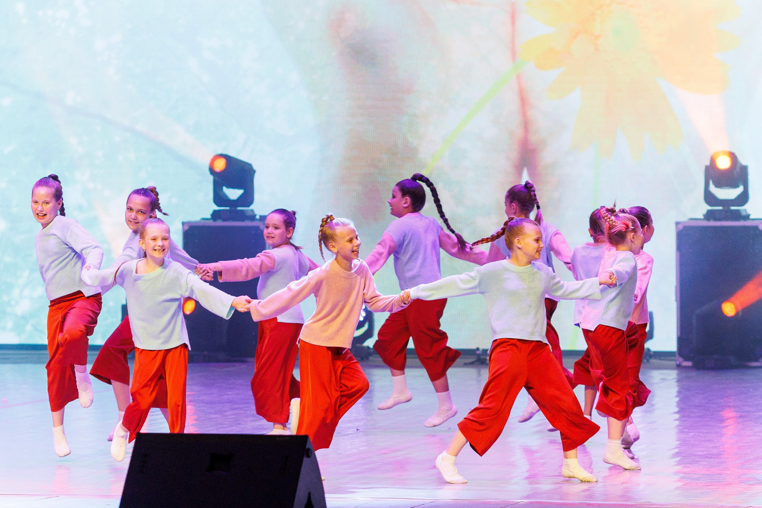 Мультикидс. Отчетный концерт. Фотограф Шейдаев Эмин г. Волгоград