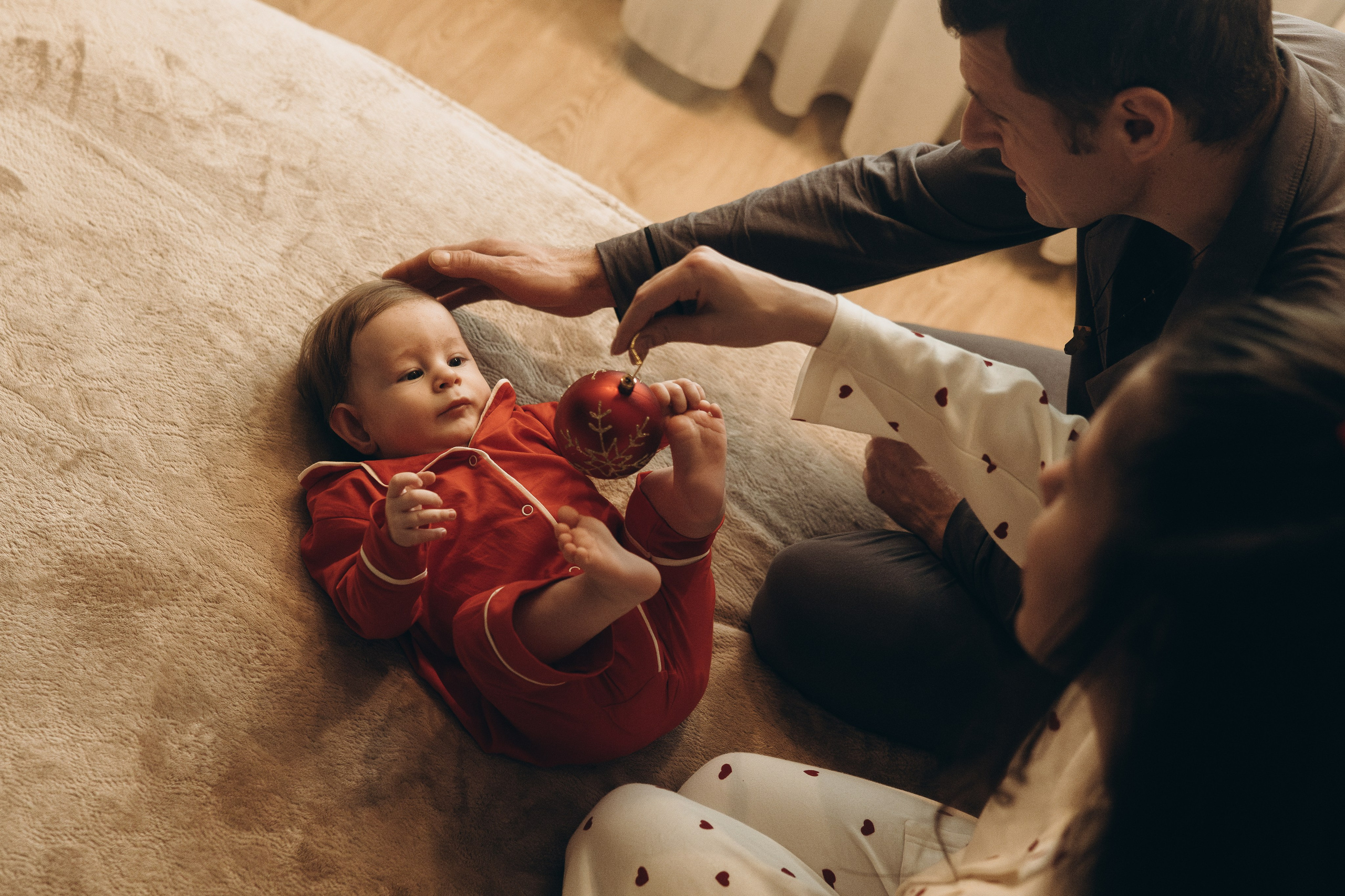 Домашняя Новогодняя история. Семейный, ньюборн фотограф, фотограф на роды в Москве, Виктория Тюльдюкова
