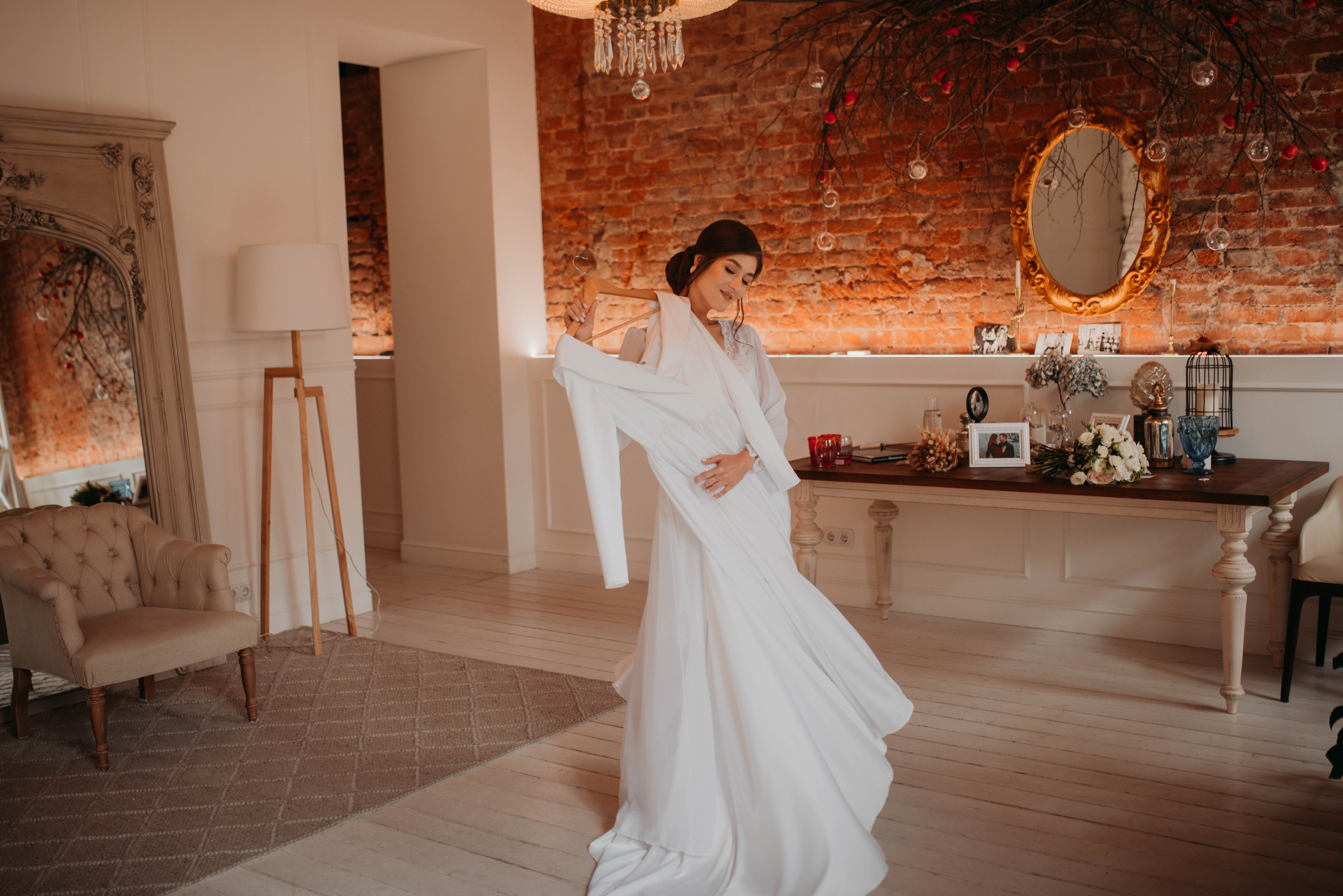 Утро невесты Юлии. Свадебный фотограф Наталья Меньшикова, г. Хабаровск