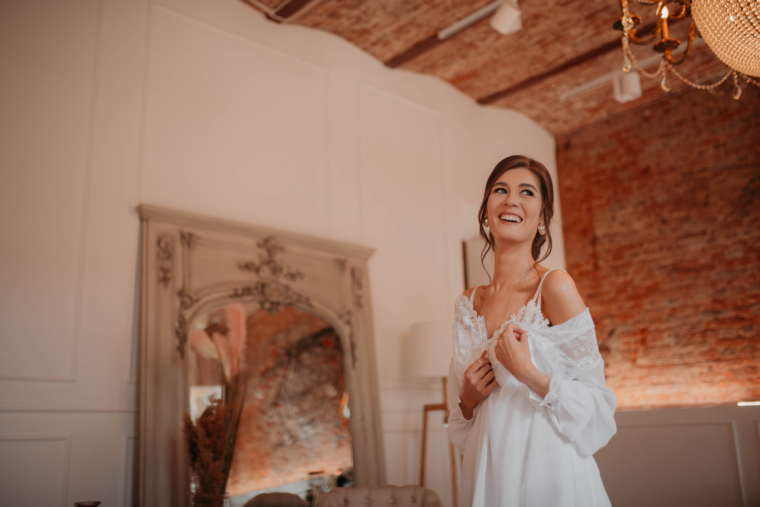 Утро невесты Юлии. Свадебный фотограф Наталья Меньшикова, г. Хабаровск