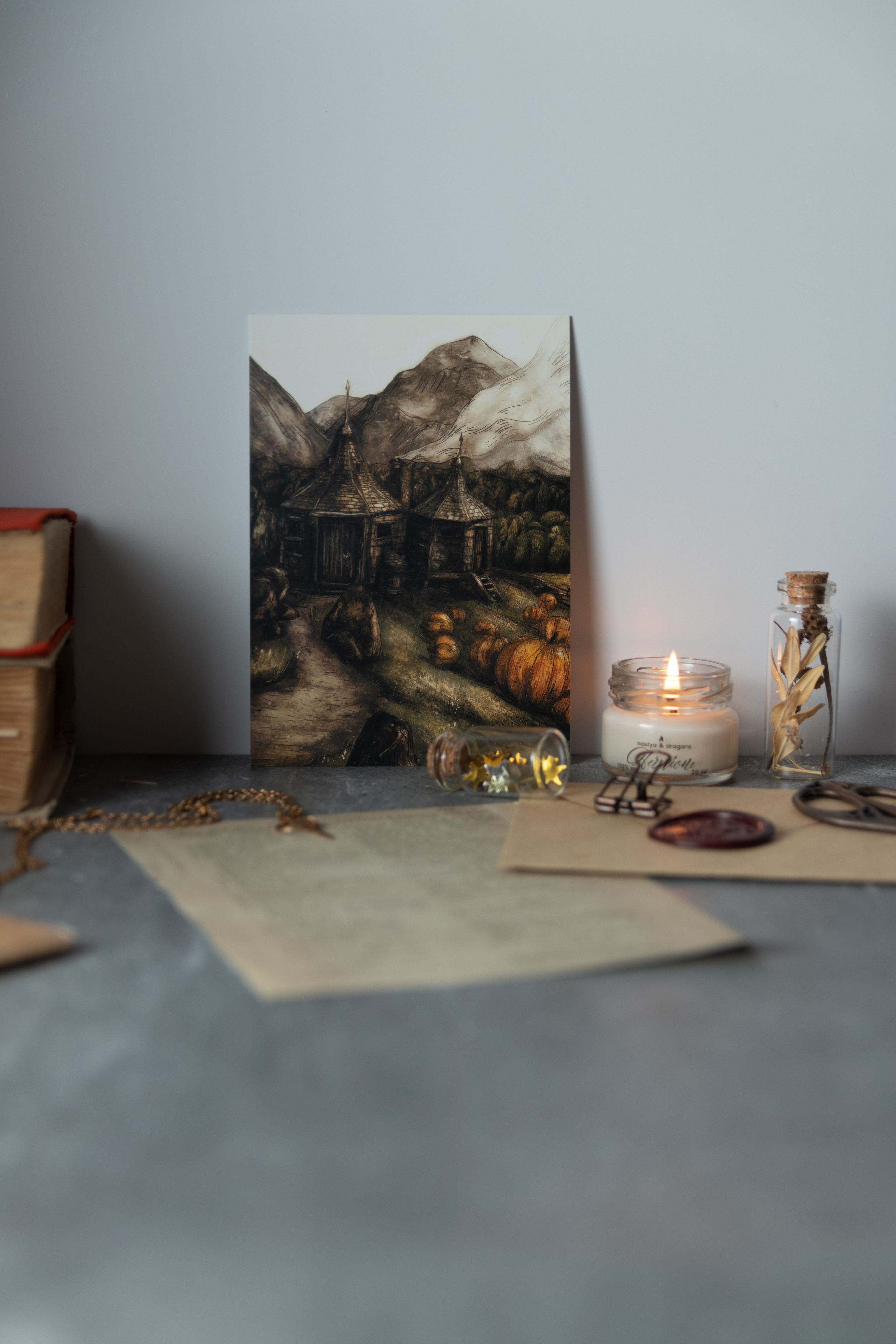 Открытки Moonpost. Предметный фотограф Северова Екатерина | Профессиональная предметная съёмка фото и видео в Санкт-Петербурге