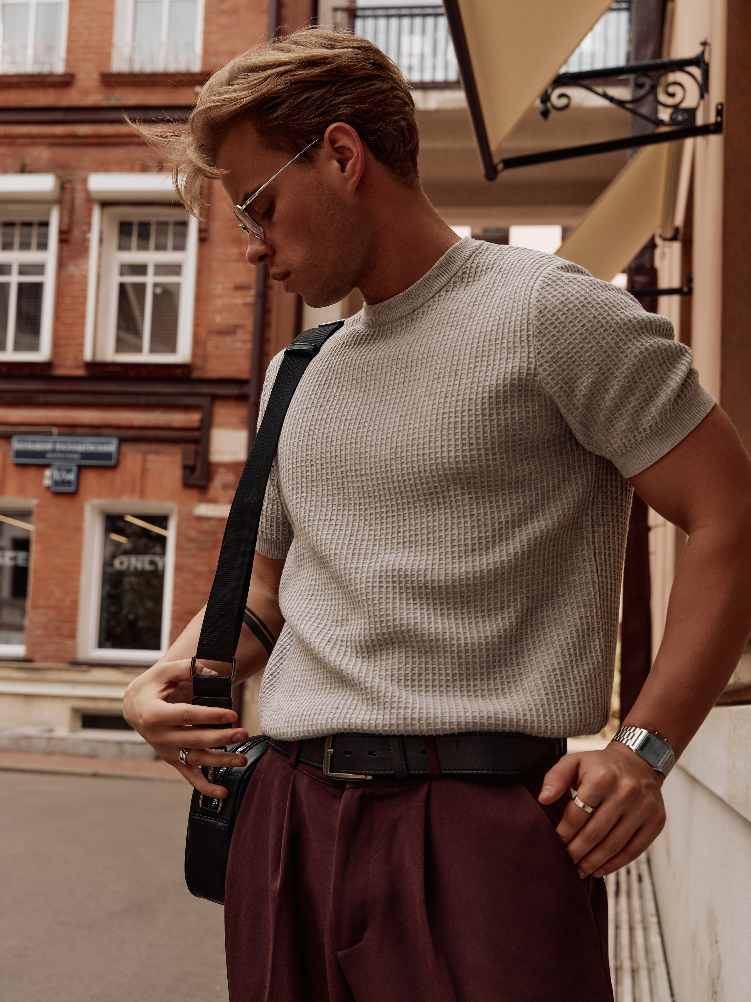 Футболки. Фотограф для маркетплейсов в Москве