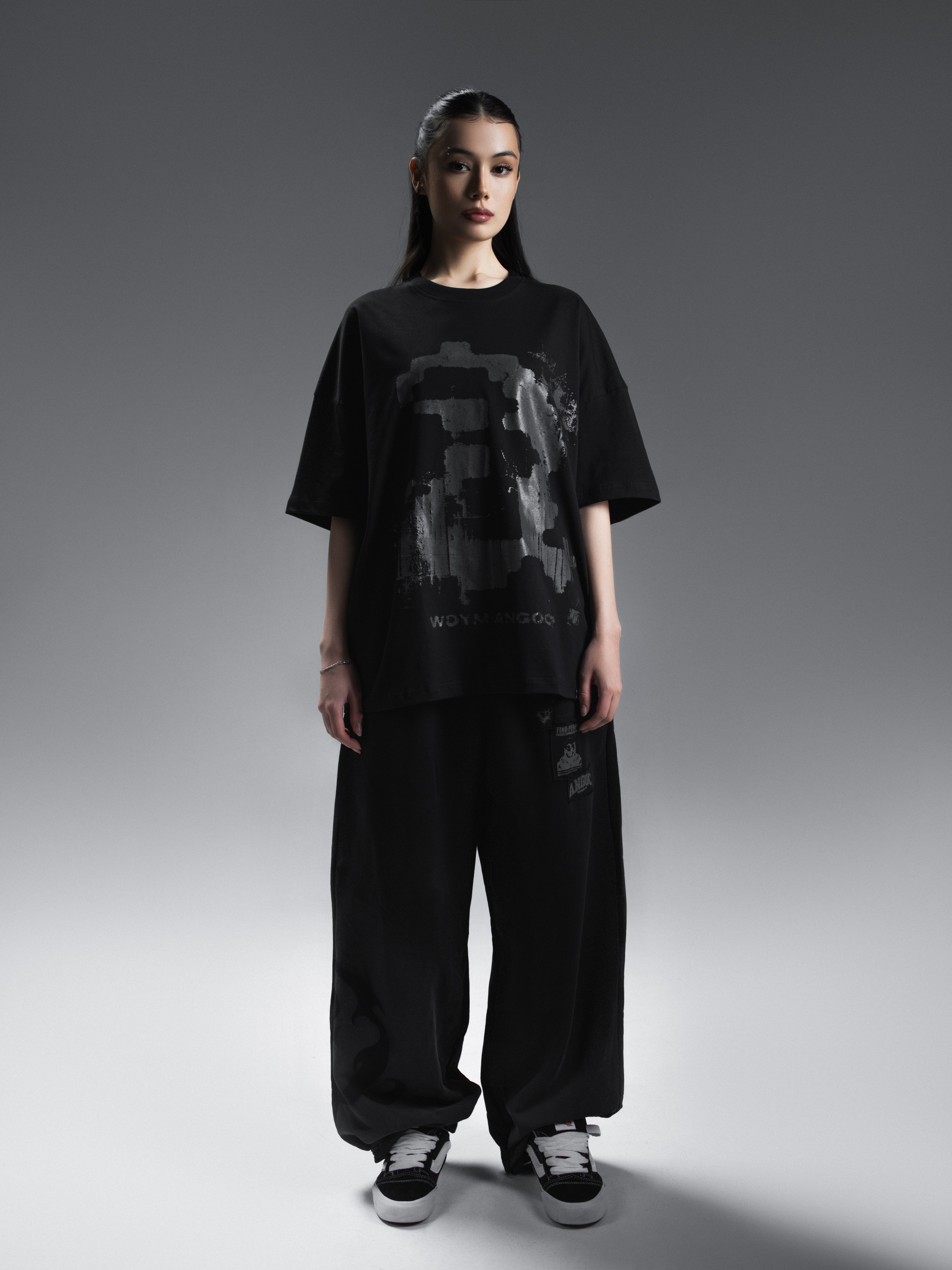 КАТАЛОГ | серый фон. RUNA production — стильные съемки для брендов