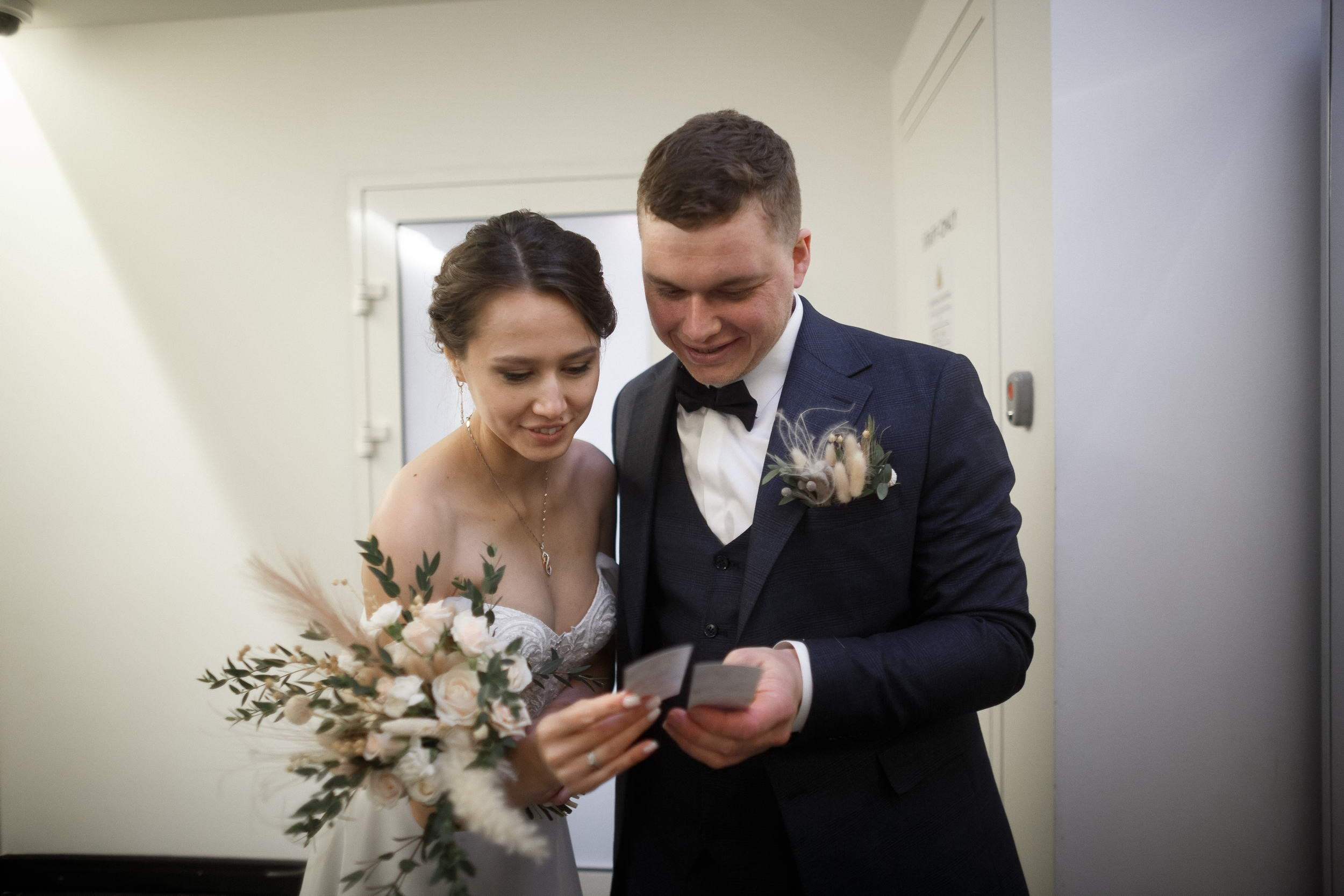 Анонс: Мария и Василий. Свадебный фотограф Игорь Брундасов 8PHOTO на свадьбу венчание загс СПб