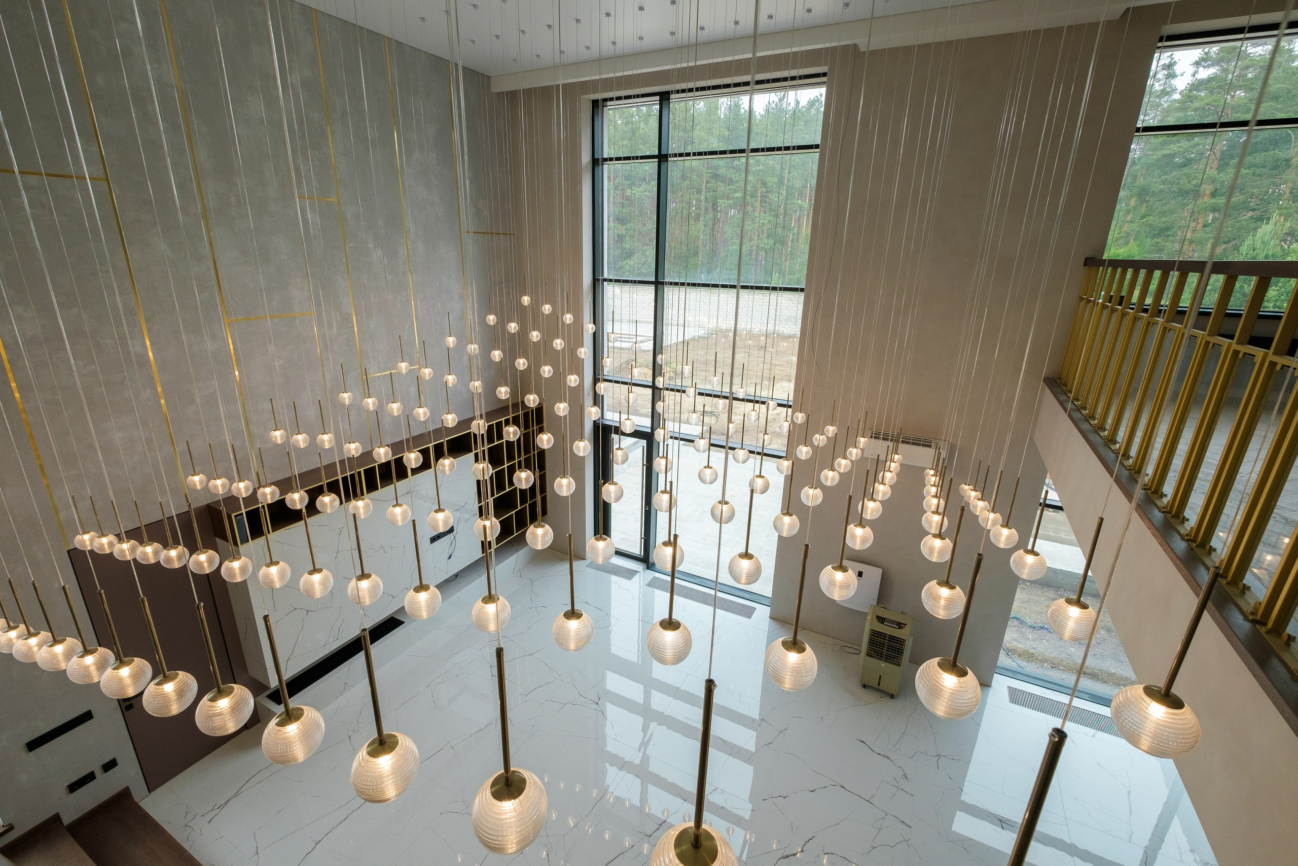 Подвесные светильники в доме. Профессиональный фотограф Борис Флорин