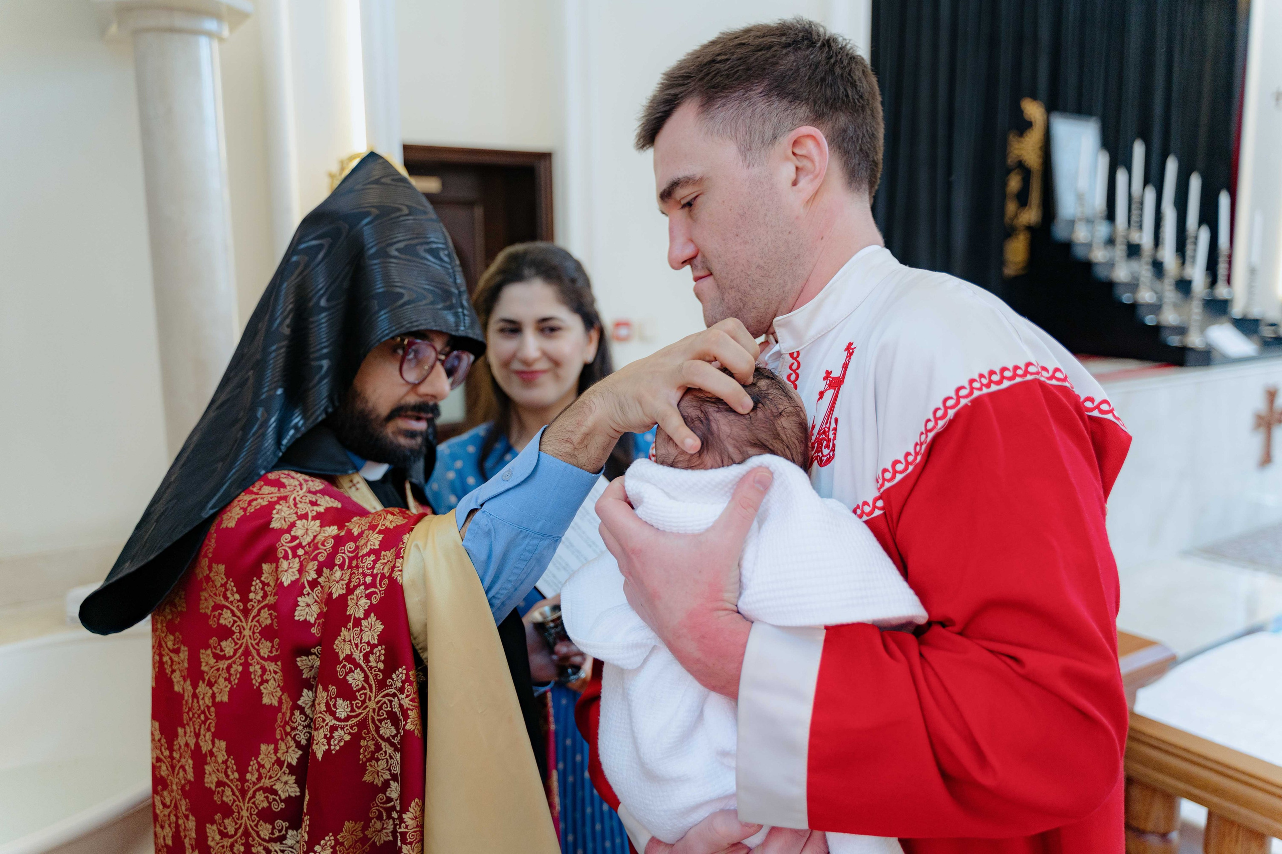 Крещение в армянской церви • Абу Даби. Фотограф и видеограф в Москве и Абу Даби Мария Кулагина