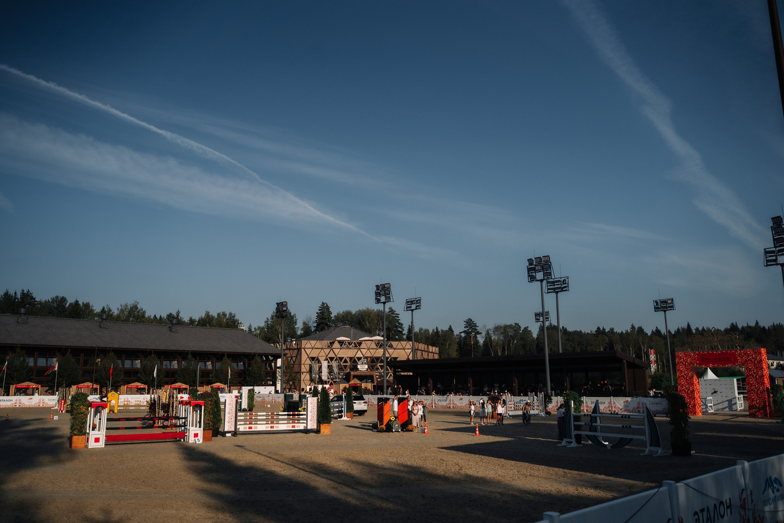 Конкур По-Русски в Emerald stables. Свадебный и семейный фотограф в Москве и МО Геннадий Туманцев