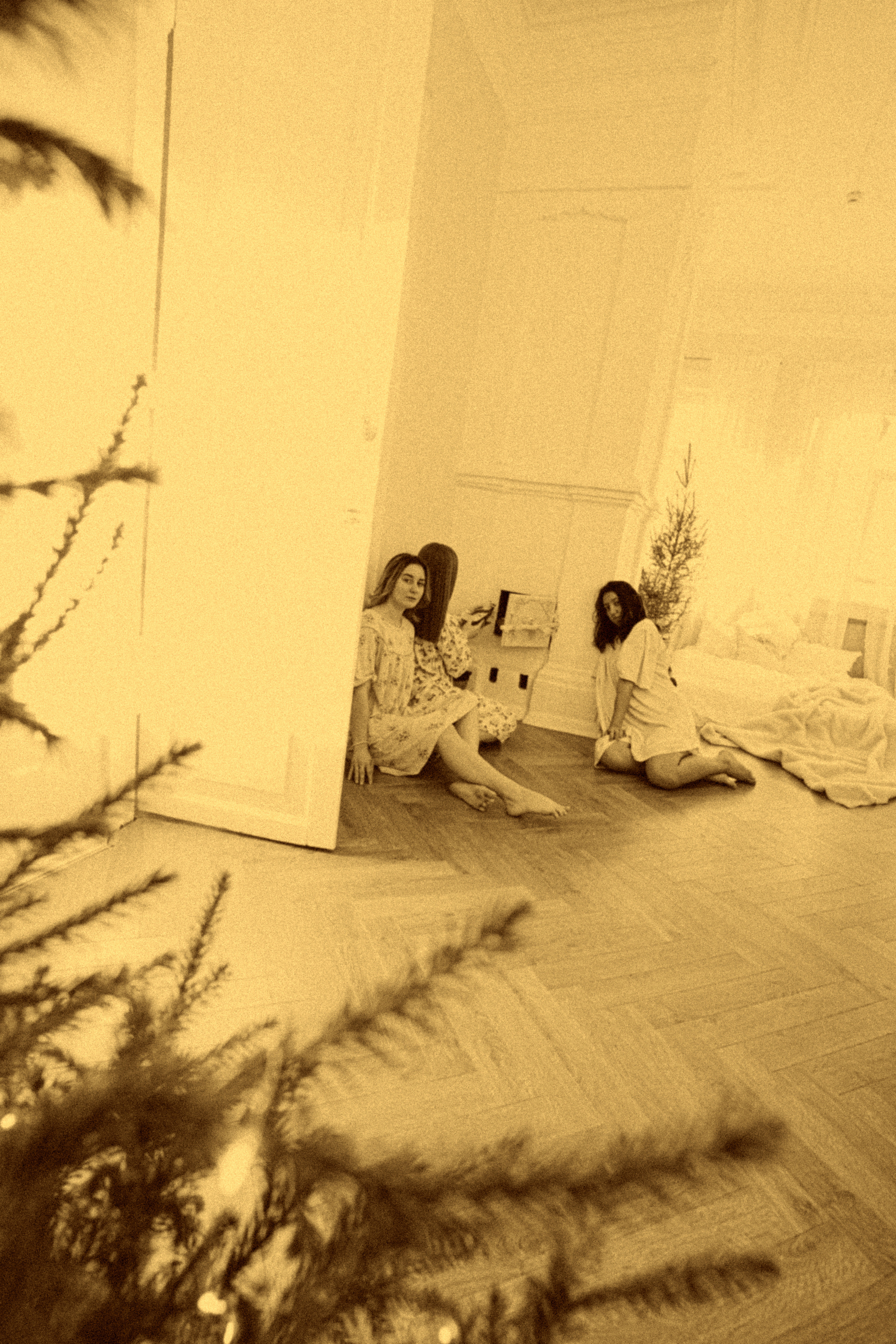 В ночнушках — Рождество. Фотограф — подружка!