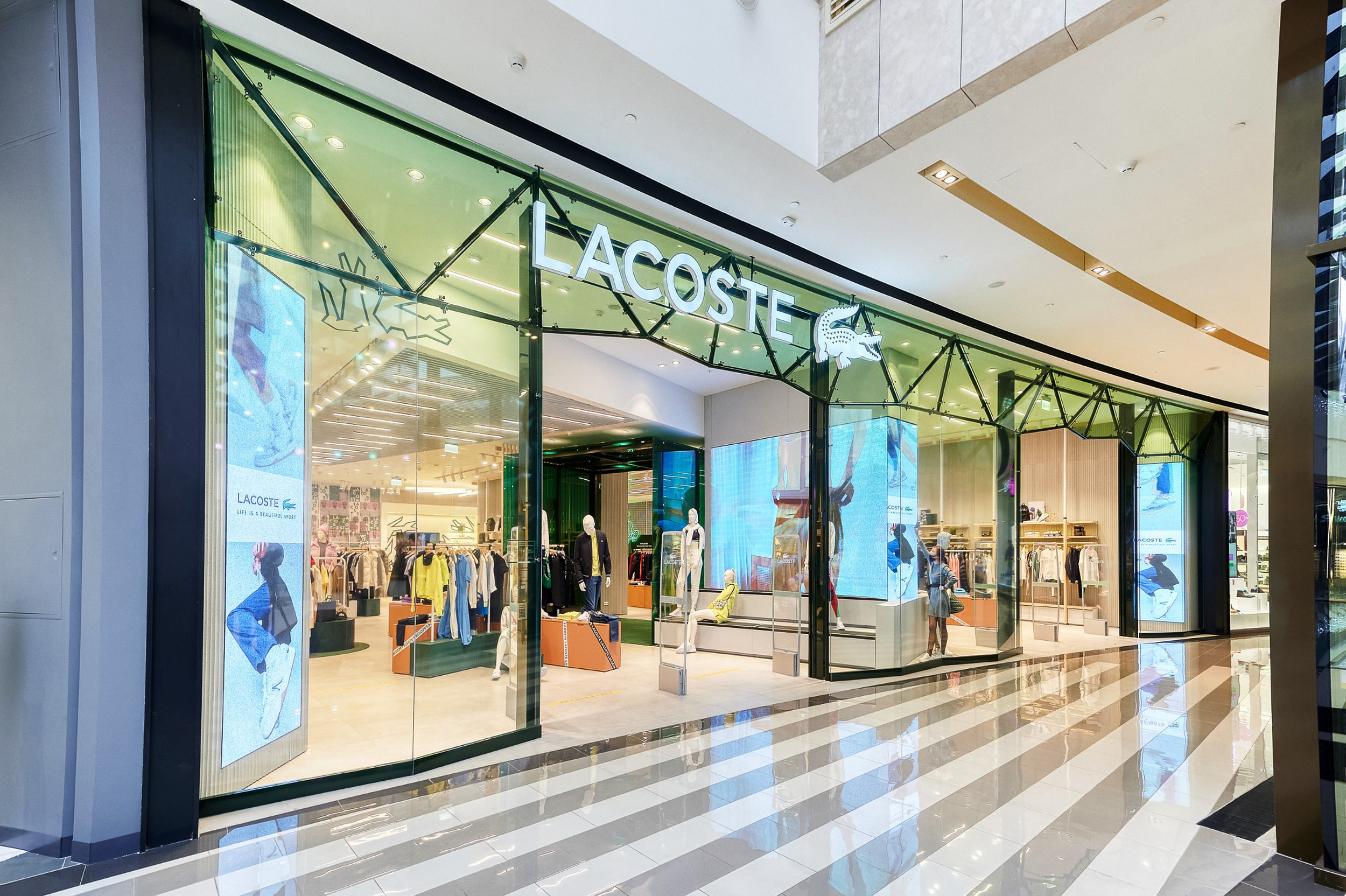 Ретейл. Герман Лепёхин коммерческий фотограф в Москве: репортаж, портреты, интерьеры, производство