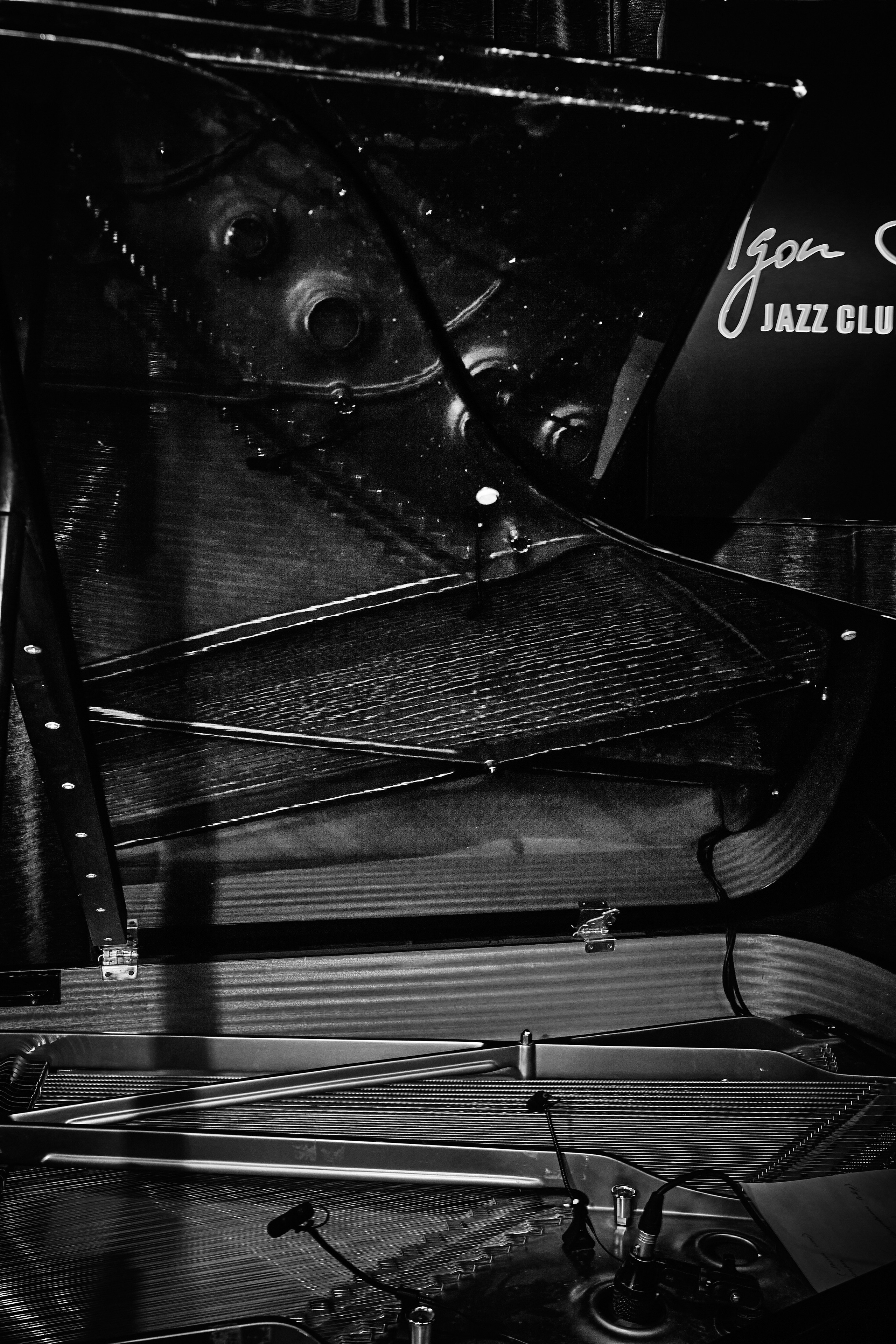 Бэкстейдж для джазовой группы «4 Brothers». Главная