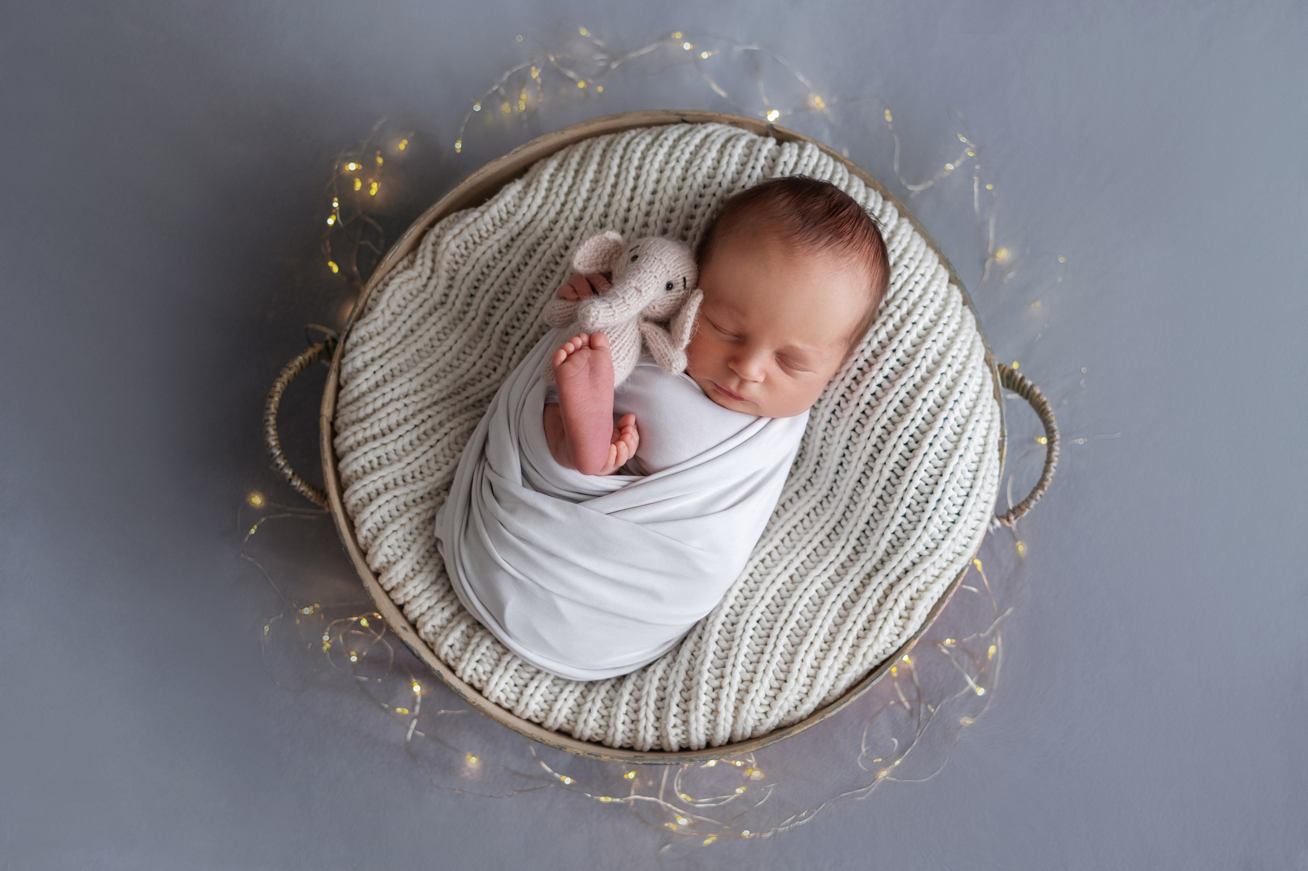 Роман newborn. Мила Посвит Фотограф новорожденных в Тобольске