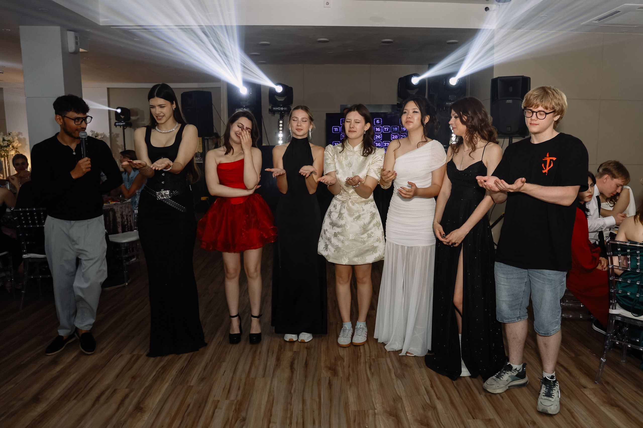 Выпускной 210 школа _ вечеринка. Фотограф Юлия Мальцева