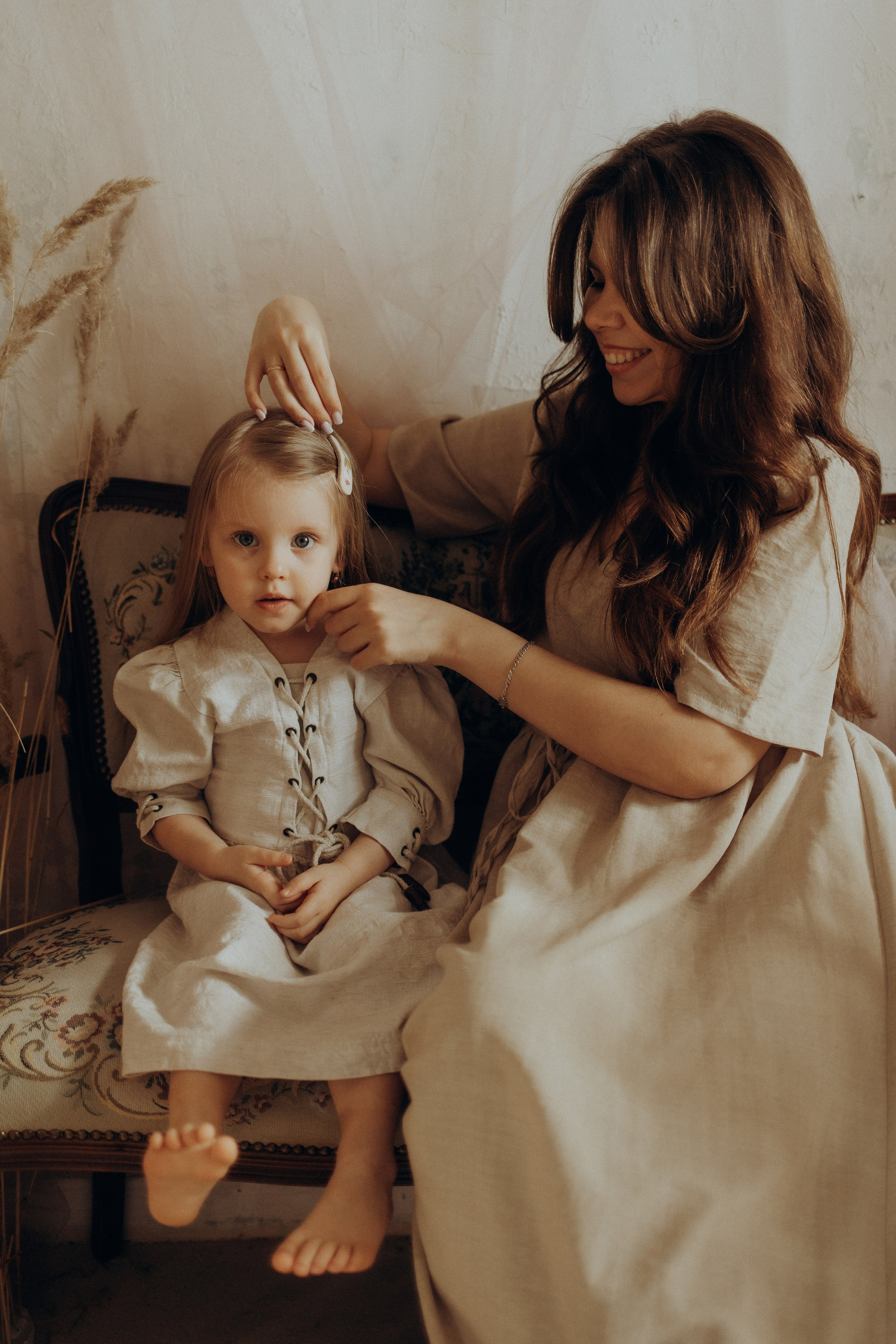 Материнство в студии FTH. Фотограф на первый годик, семейный и детский фотограф в Новосибирске