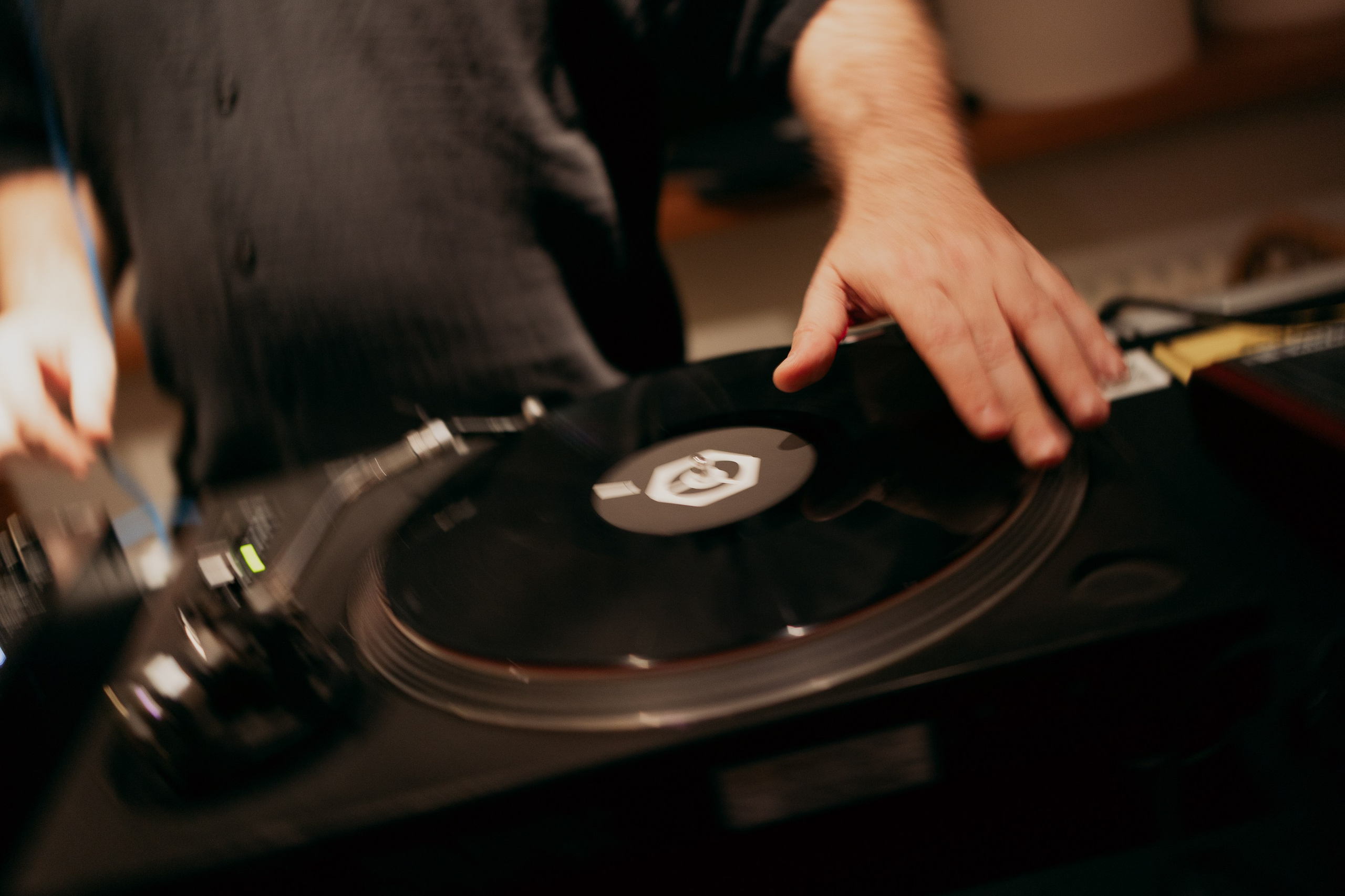 Отрытие Скрэмбл. Портретный и репортажный фотограф в Казани Максим Сипачев