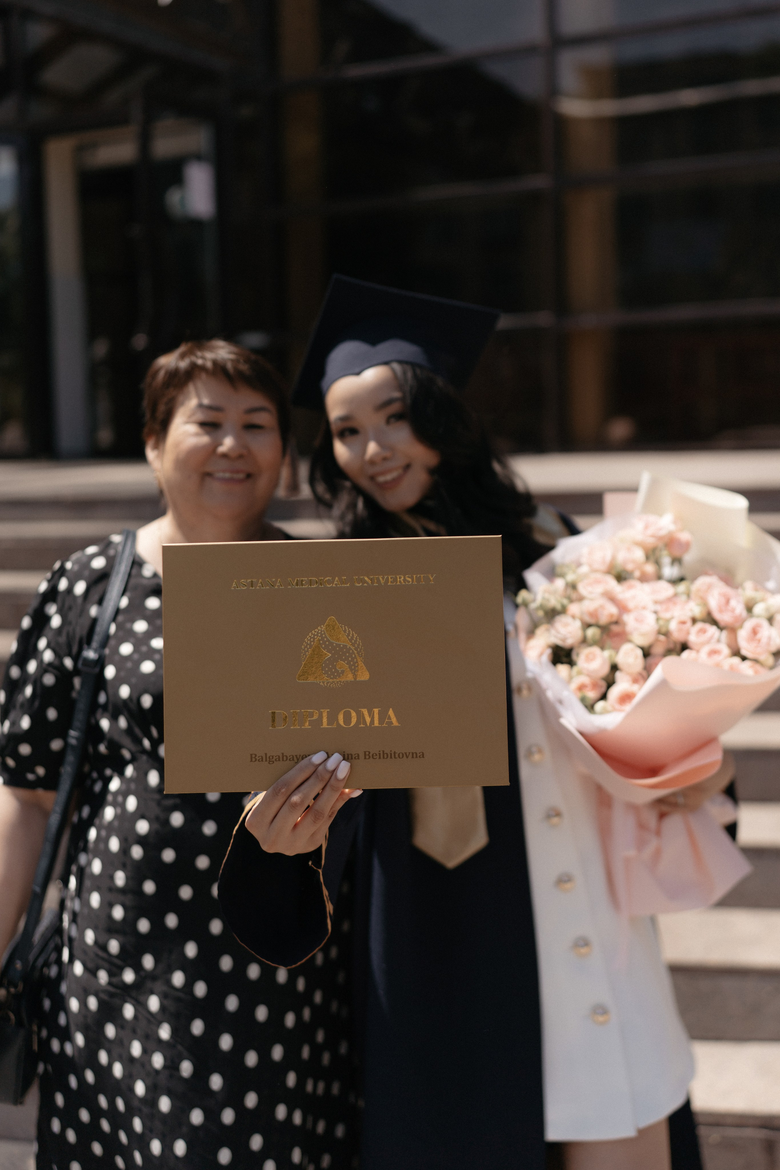 Выпускной (медицинский). Крис Богомазова