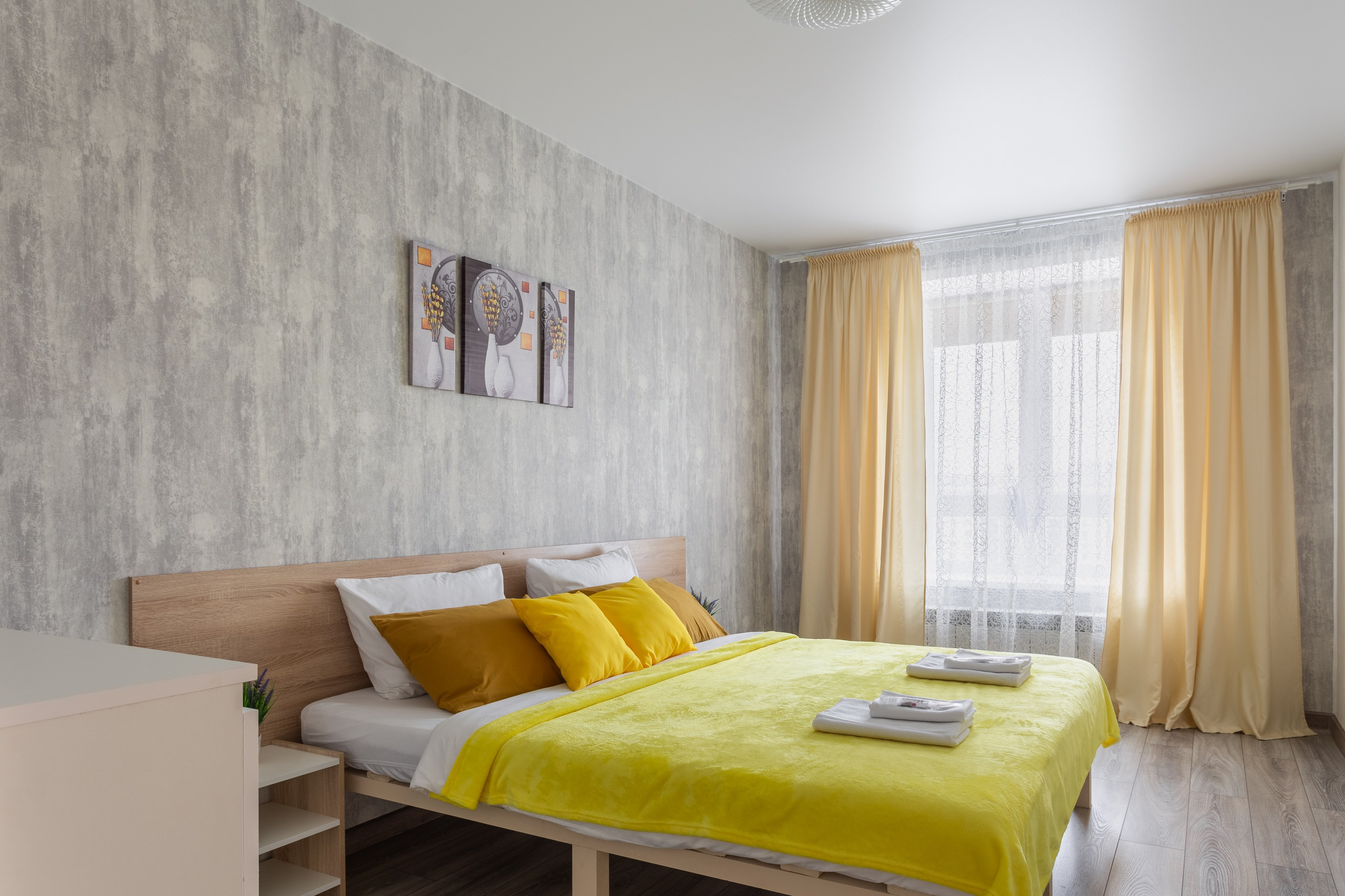 Фотосъемка для посуточной аренды по адресу пер. Светлогорский, д. 12. Интерьерный фотограф и ретушер в Красноярске Денис Антропов