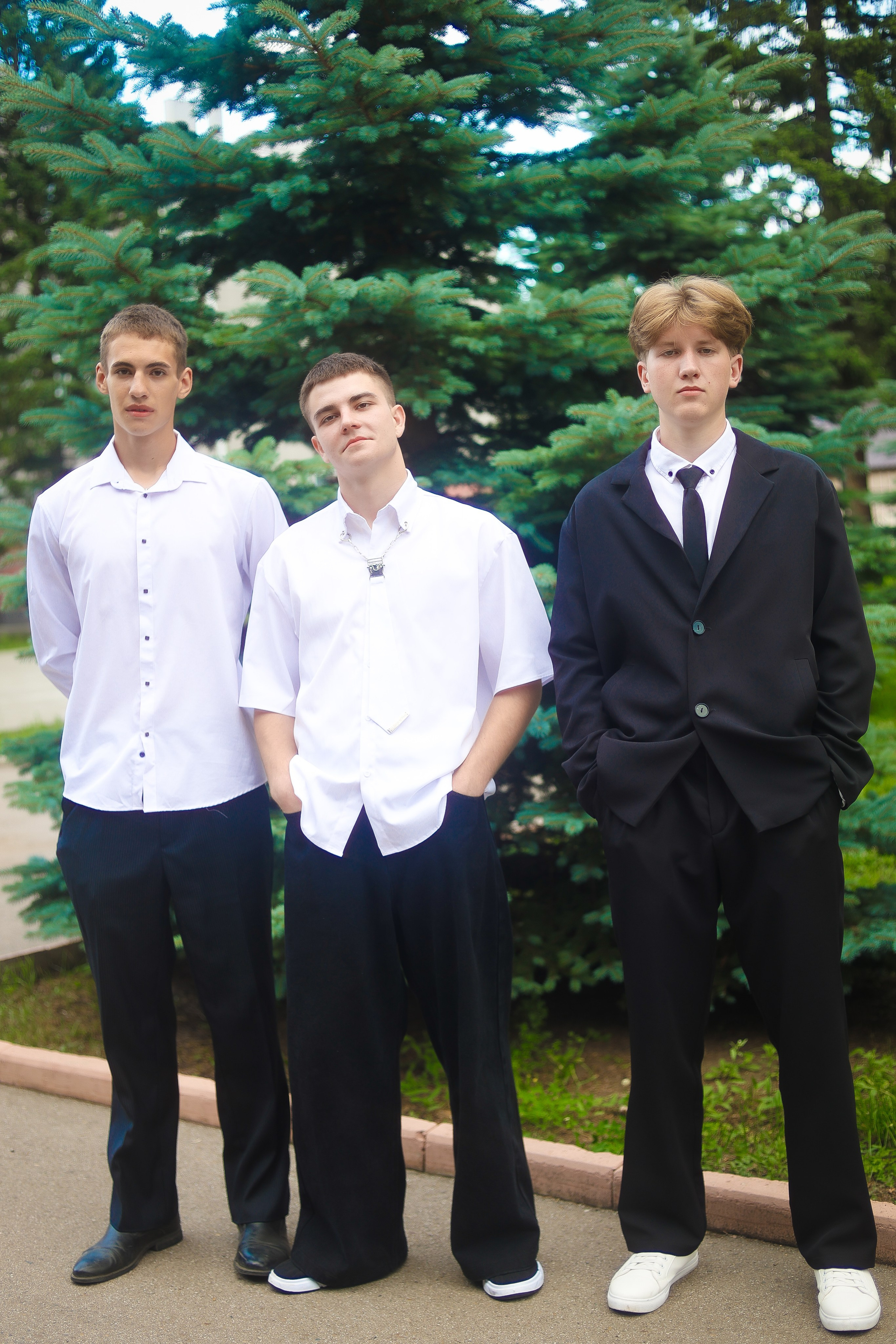 9-11 классы СЪЁМКИ ВЫПУСКНЫХ И ПОСЛЕДНИХ ЗВОНКОВ. Выпускные альбомы для школ и Детских садов в Барнауле /Выпускные/Свадебные/Детские/Семейные и др. виды съёмок /Фотограф Вера Валейко