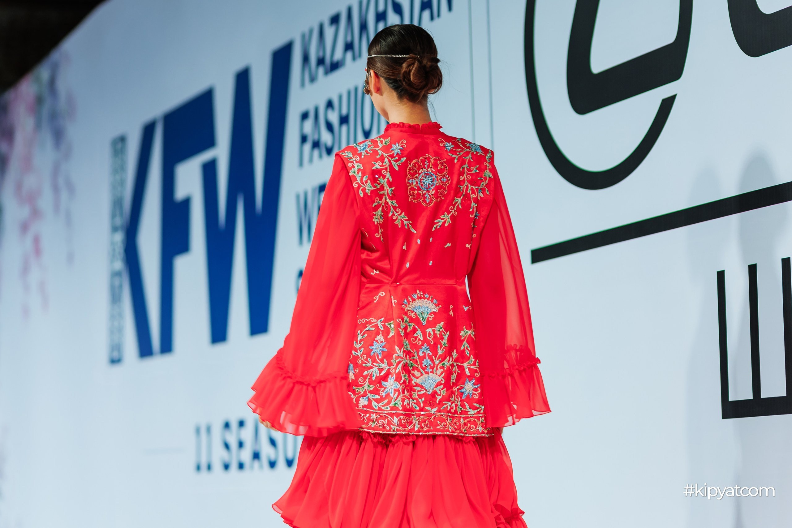 KAZAKHSTAN FASHION WEEK SHYMKENT 11 SEASON. Кипятком Шымкент