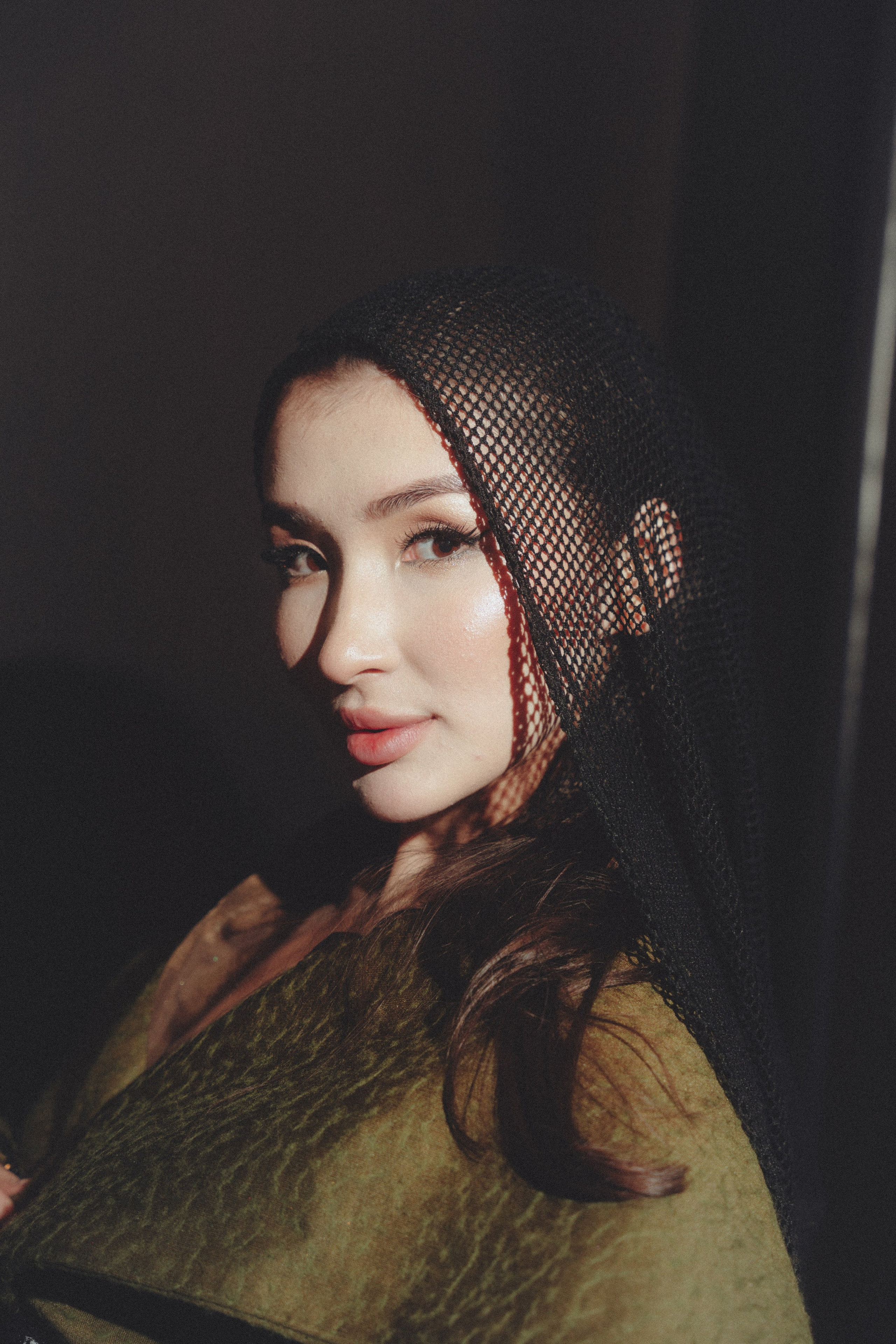 VISA FASHION WEEK ALMATY SS26 / BACKSTAGE ZONE