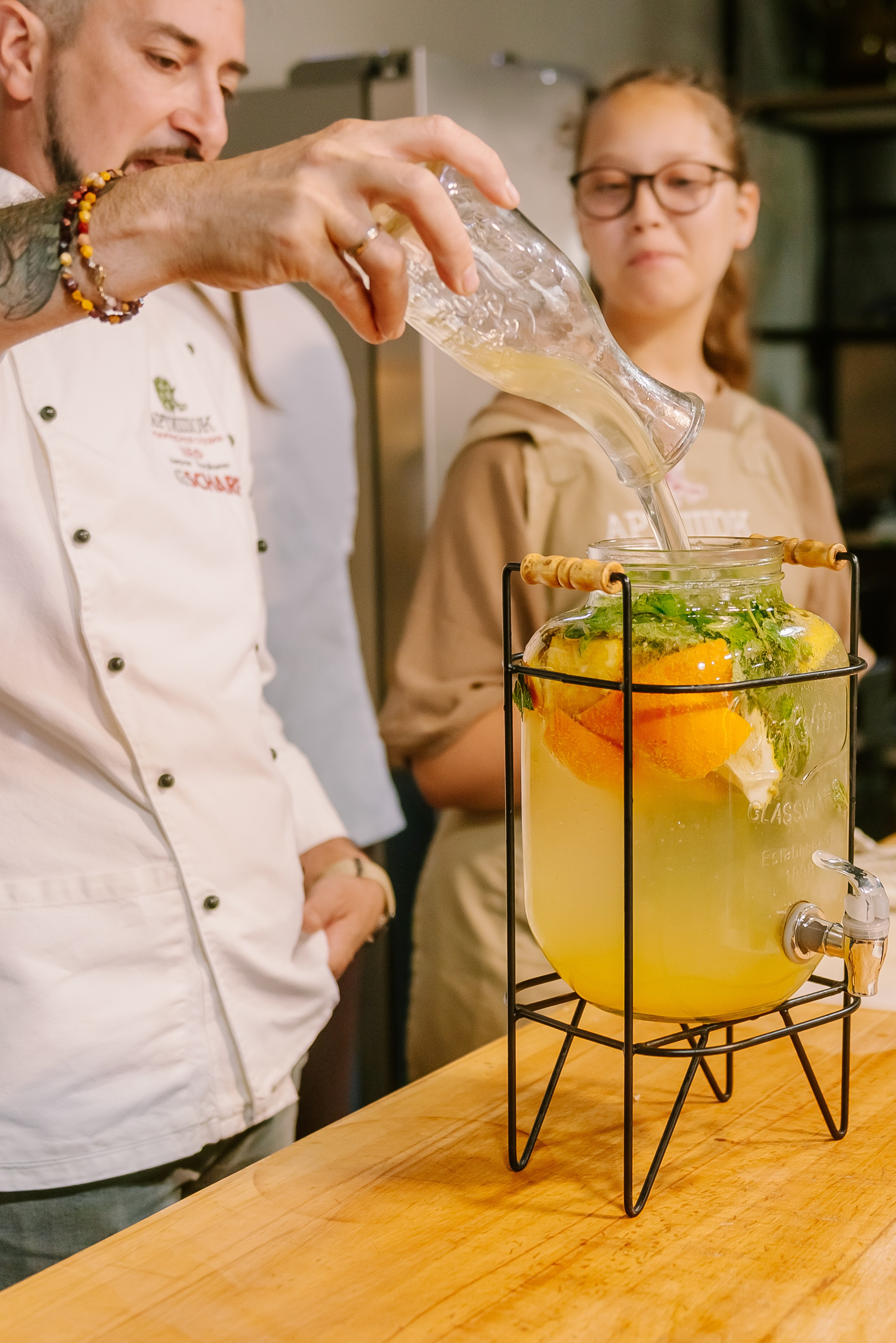 Инклюзивная кухня добра в Артишок 30. 07.35. Детский фотограф, семейный фотограф и репортажи в Кемерово