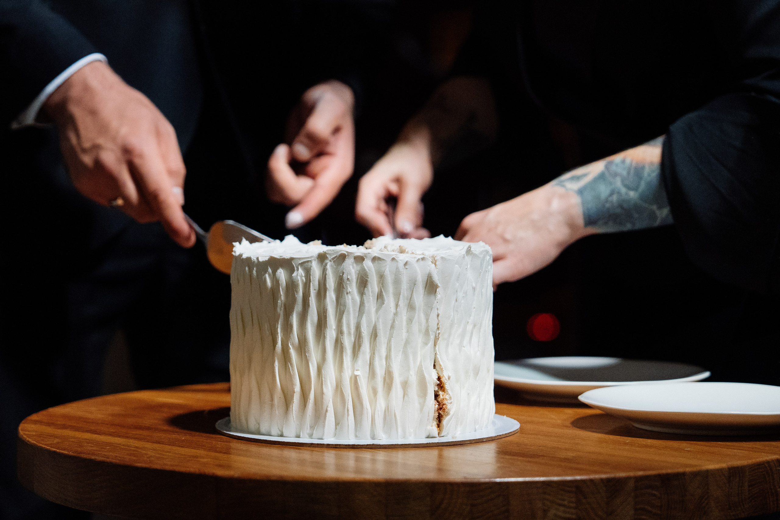Свадьба в сошиал клабе. Свадебный фотограф организатор в Санкт-Петербурге Ассоль Опарина