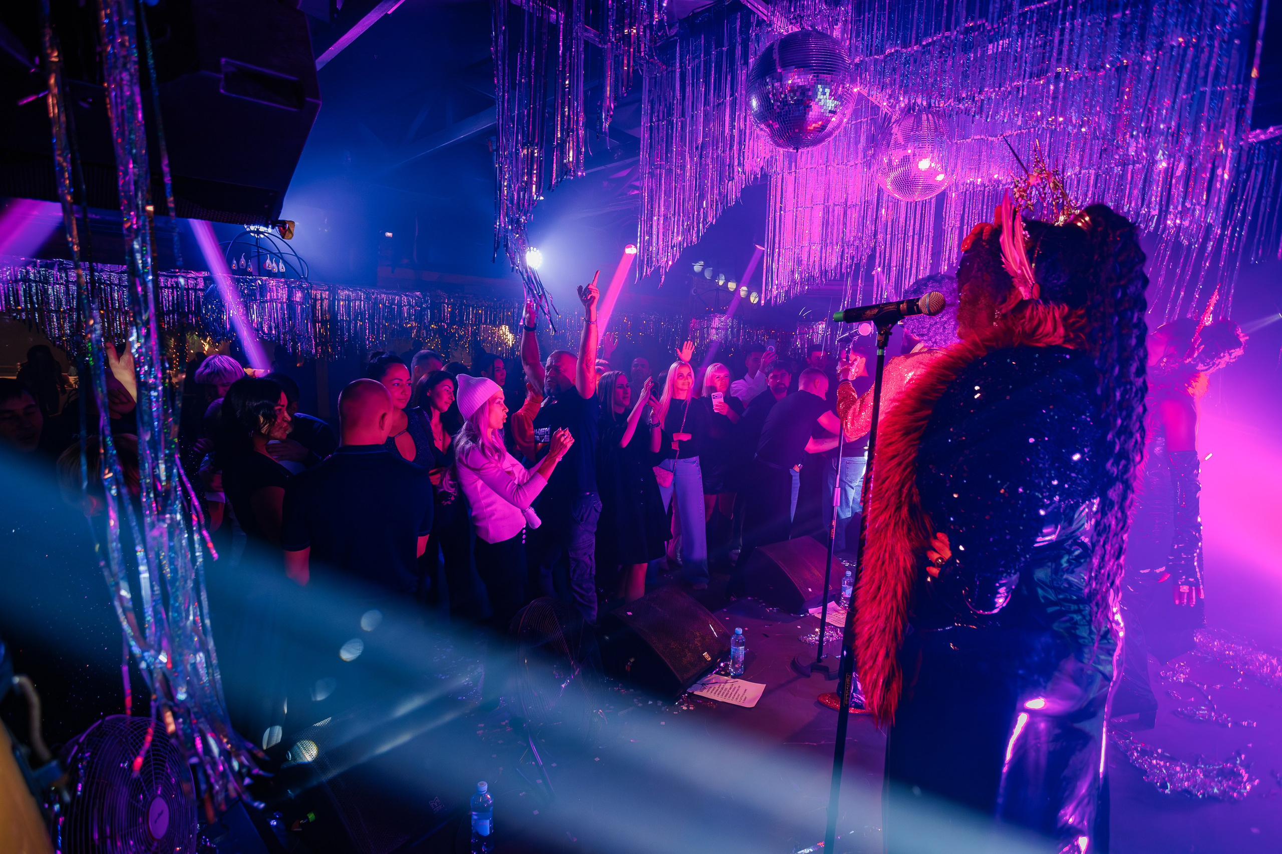 «Magic of BONEY`M «_Чайка на пляже_Ялта_06.12.2025 г. Аминов Руслан | Фотограф