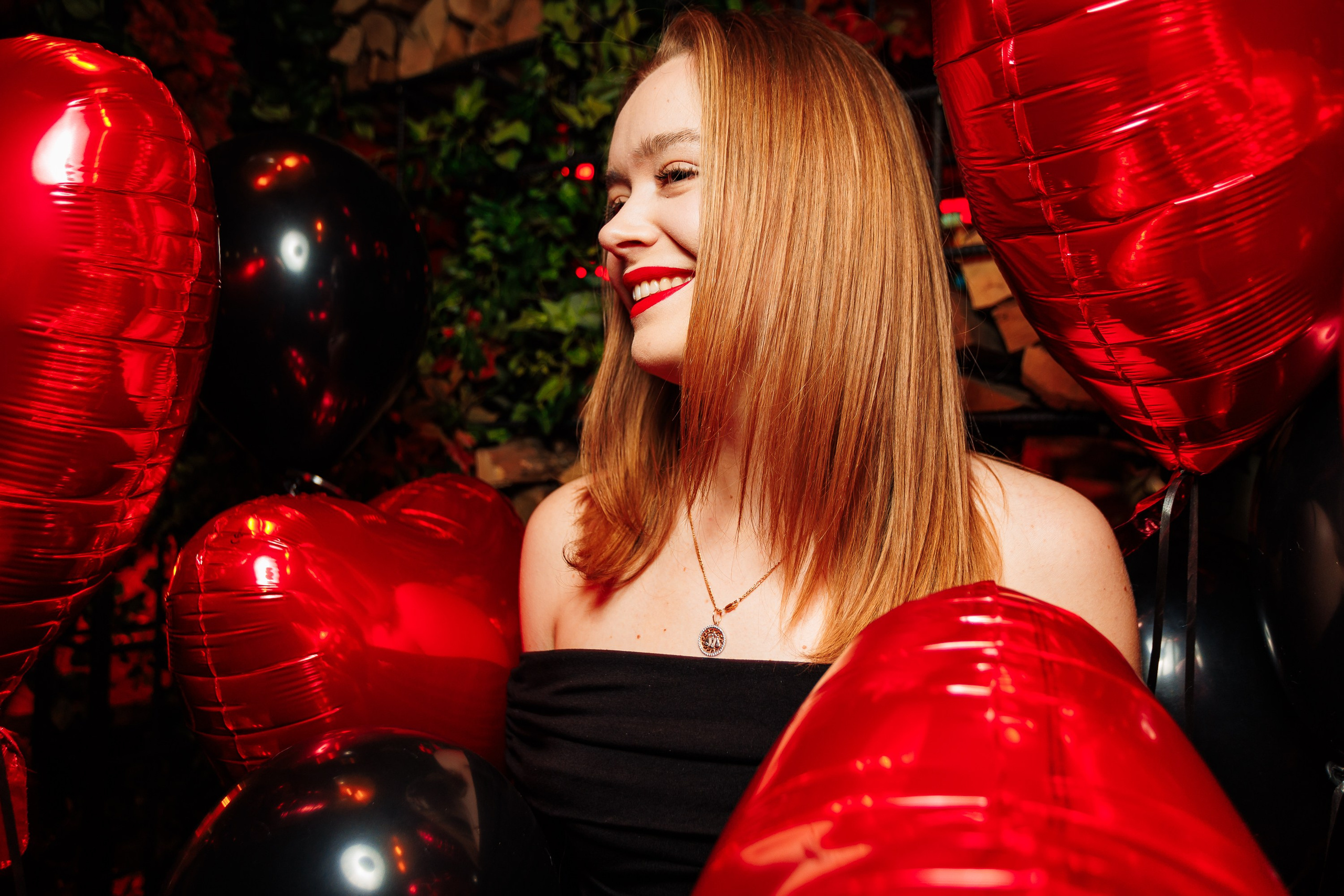 Happy Valentine's day_Пьяный Плющ_Симферополь_14.02.2025. Аминов Руслан | Фотограф