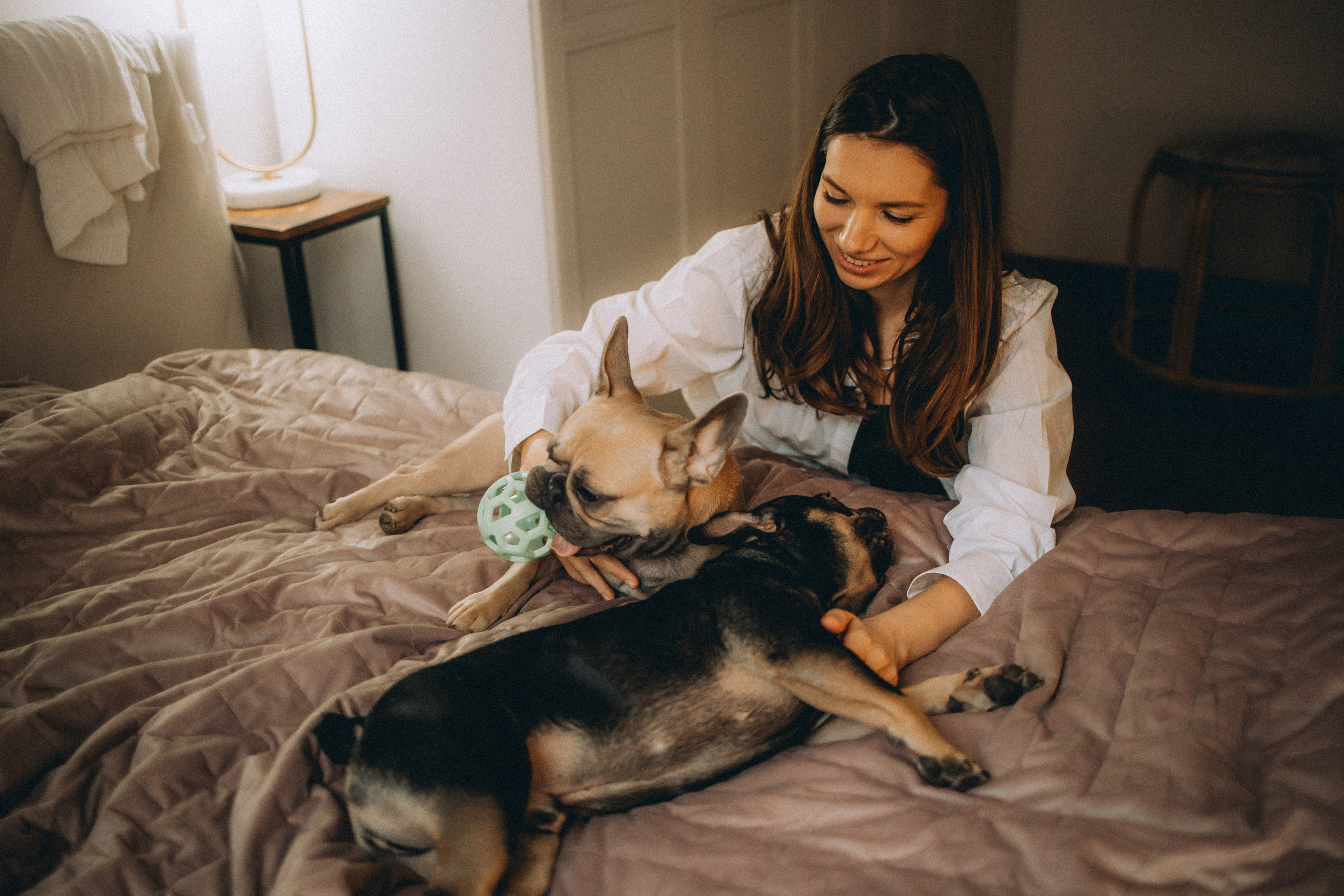 Юля, Мия и Зек