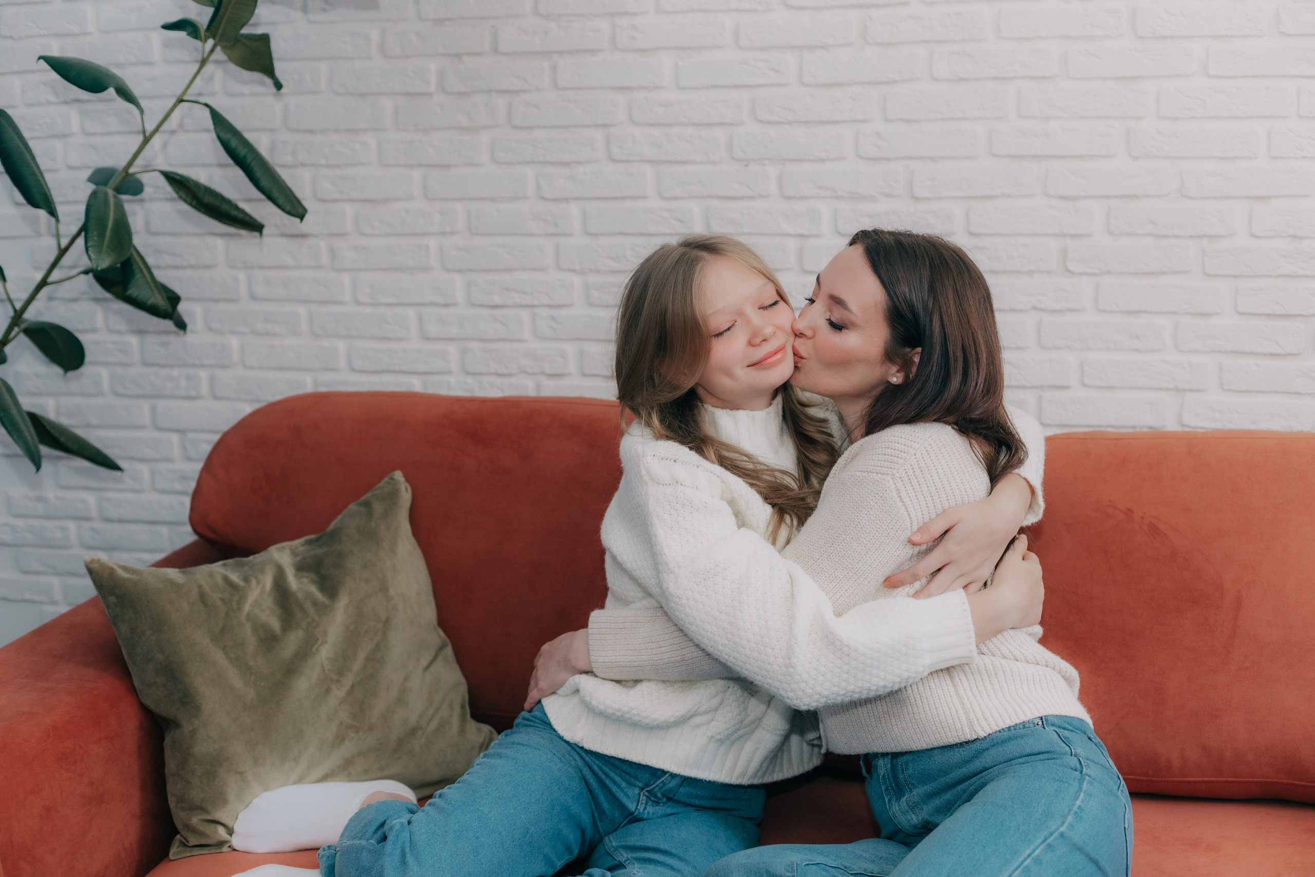 Полина и Мария (Видное студия У подруг). Семейный и свадебный фотограф Видное Москва Екатерина Пятова