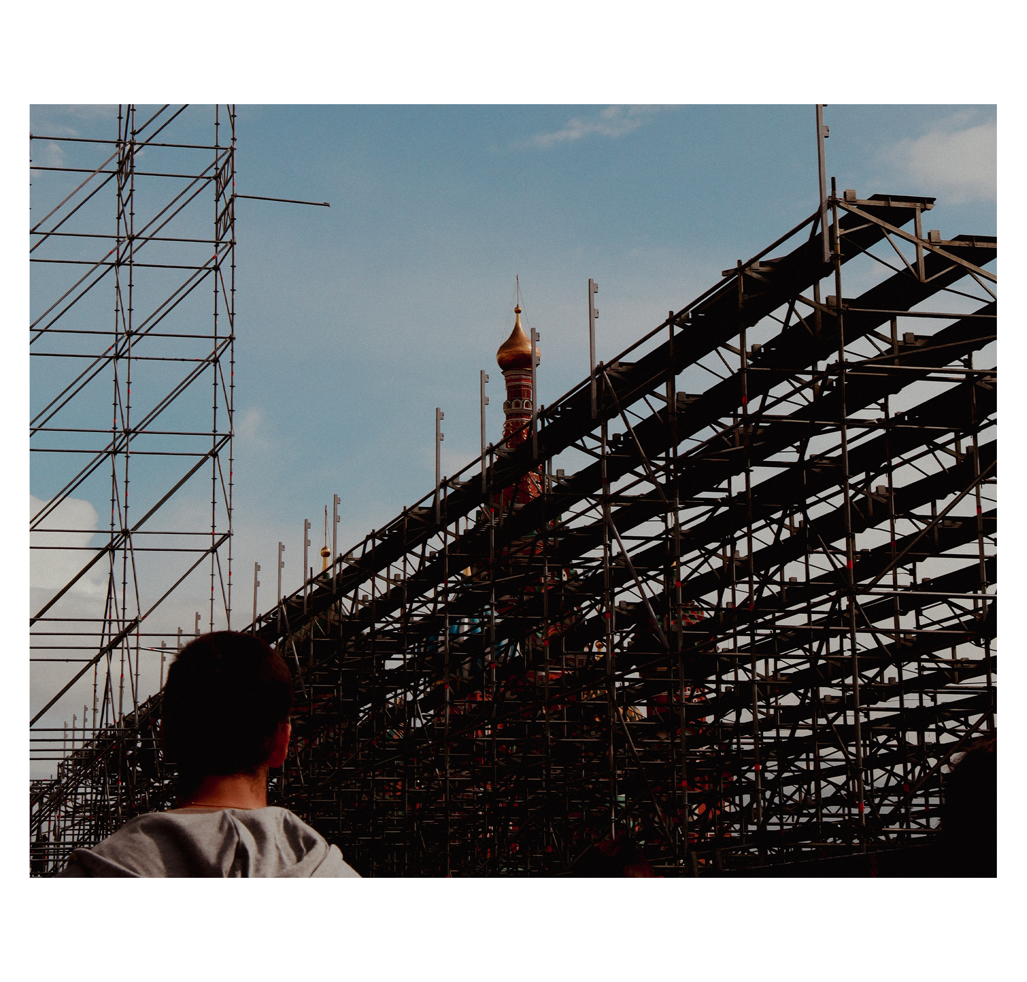 MOSCOW TAPE. Фотограф/дизайнер в Екатеринбурге Хитрый Дмитрий