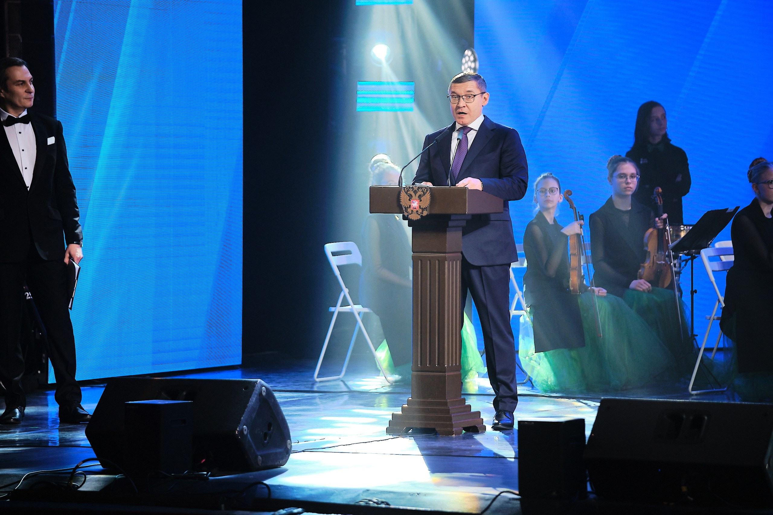 Концерт «90 лет Челябинской области». Матвей Яворский — фотограф в Челябинске