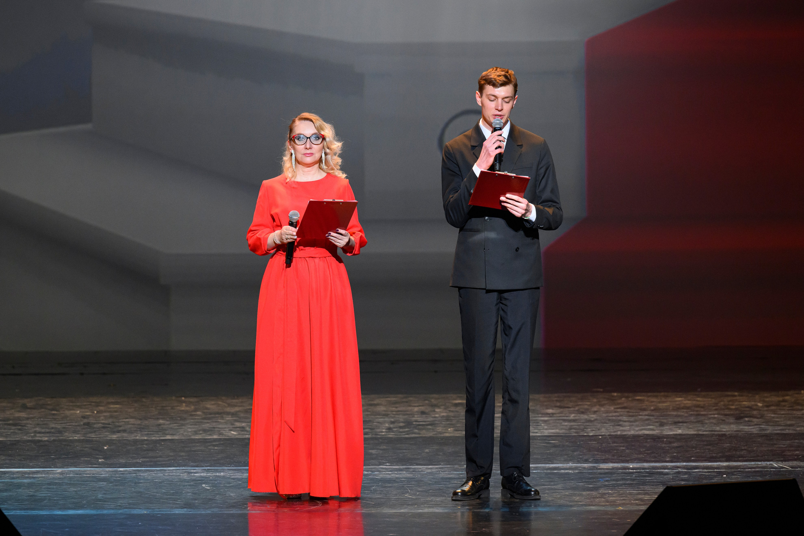 23 апреля, часть 2, БКЗ Октябрьский, г. Санкт-Петербург. Золотое яблочко