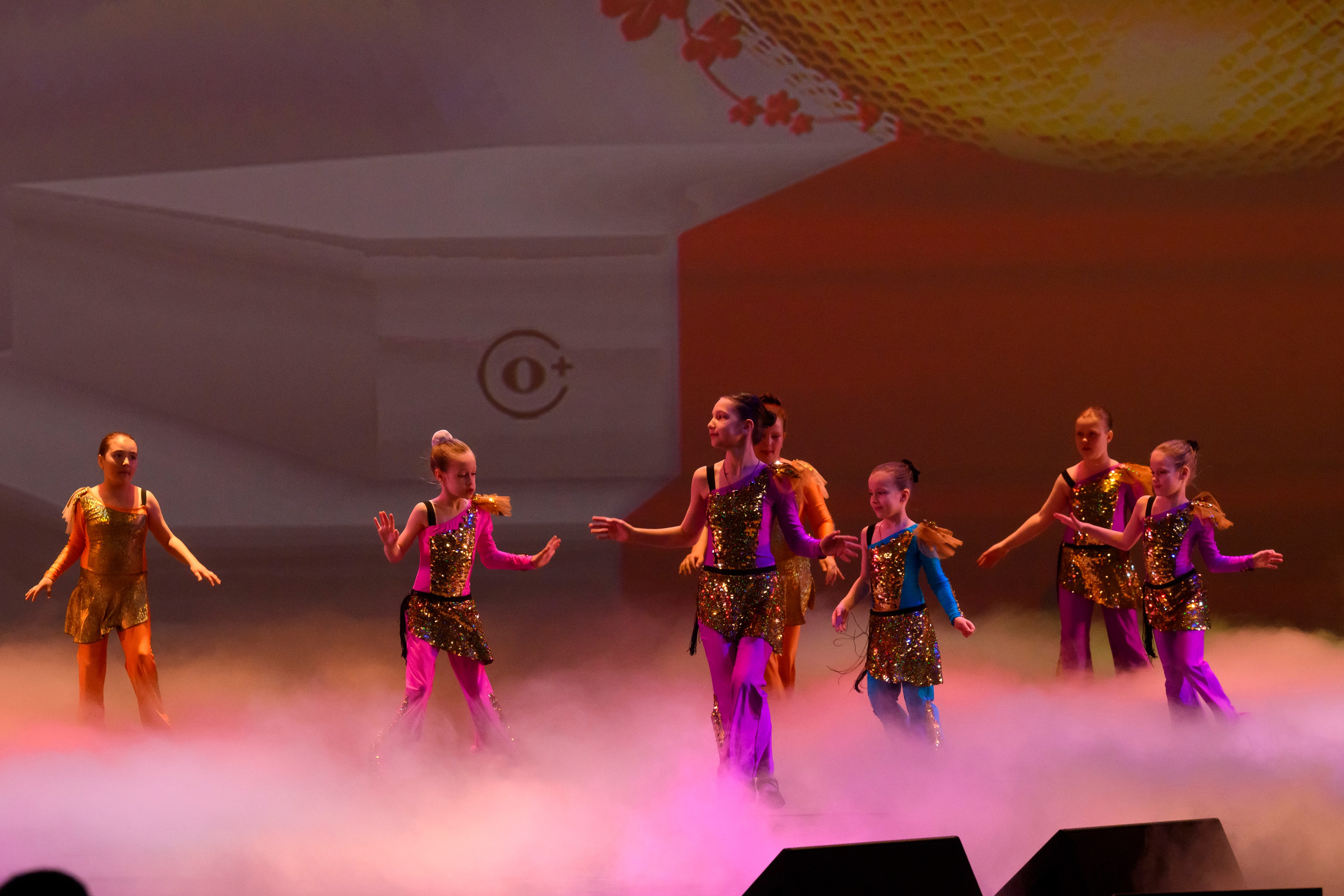 23 апреля, часть 2, БКЗ Октябрьский, г. Санкт-Петербург. Золотое яблочко