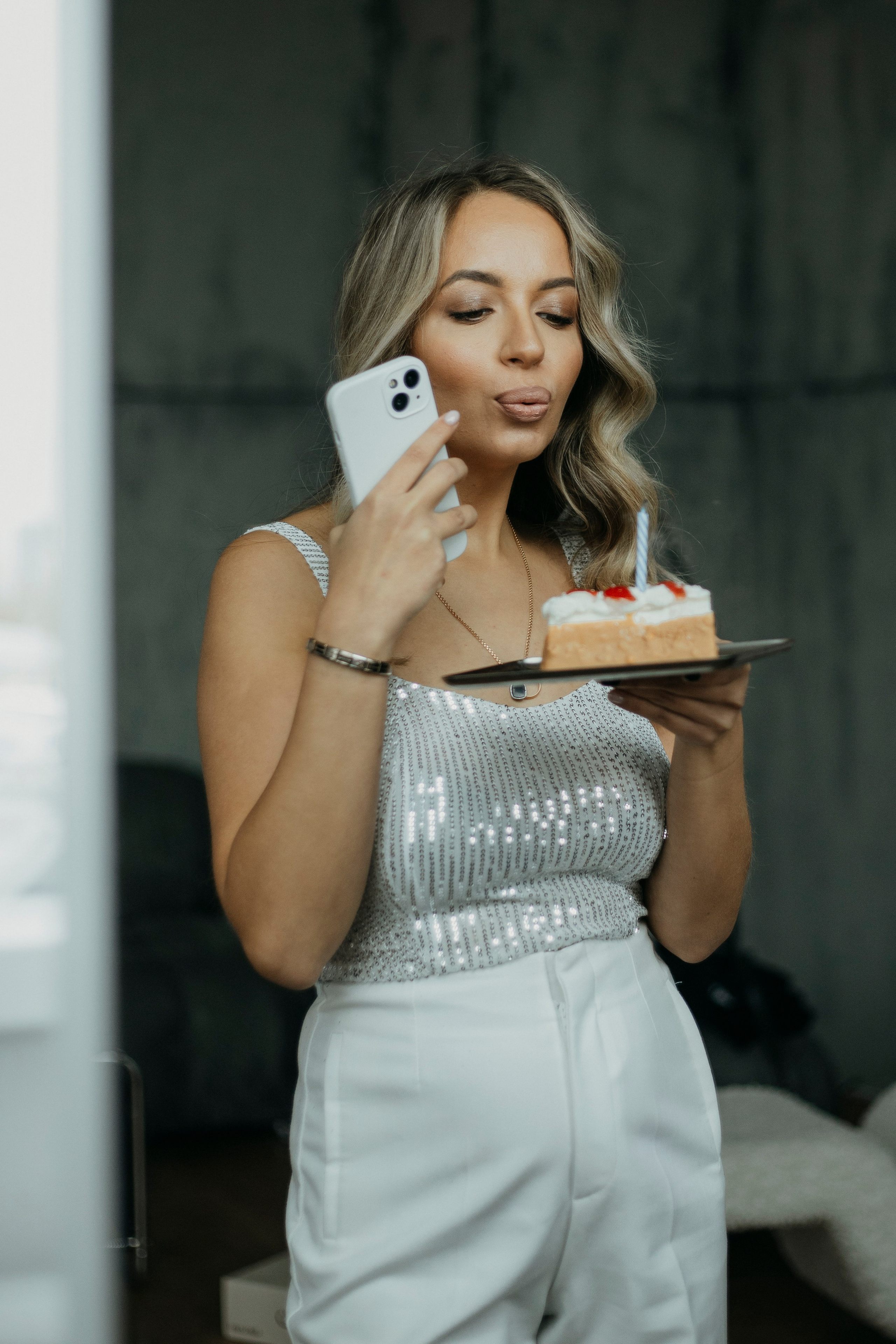 Семейная фотосессия в студии. Семейный и детский фотограф в Рязани Васюгова Мария